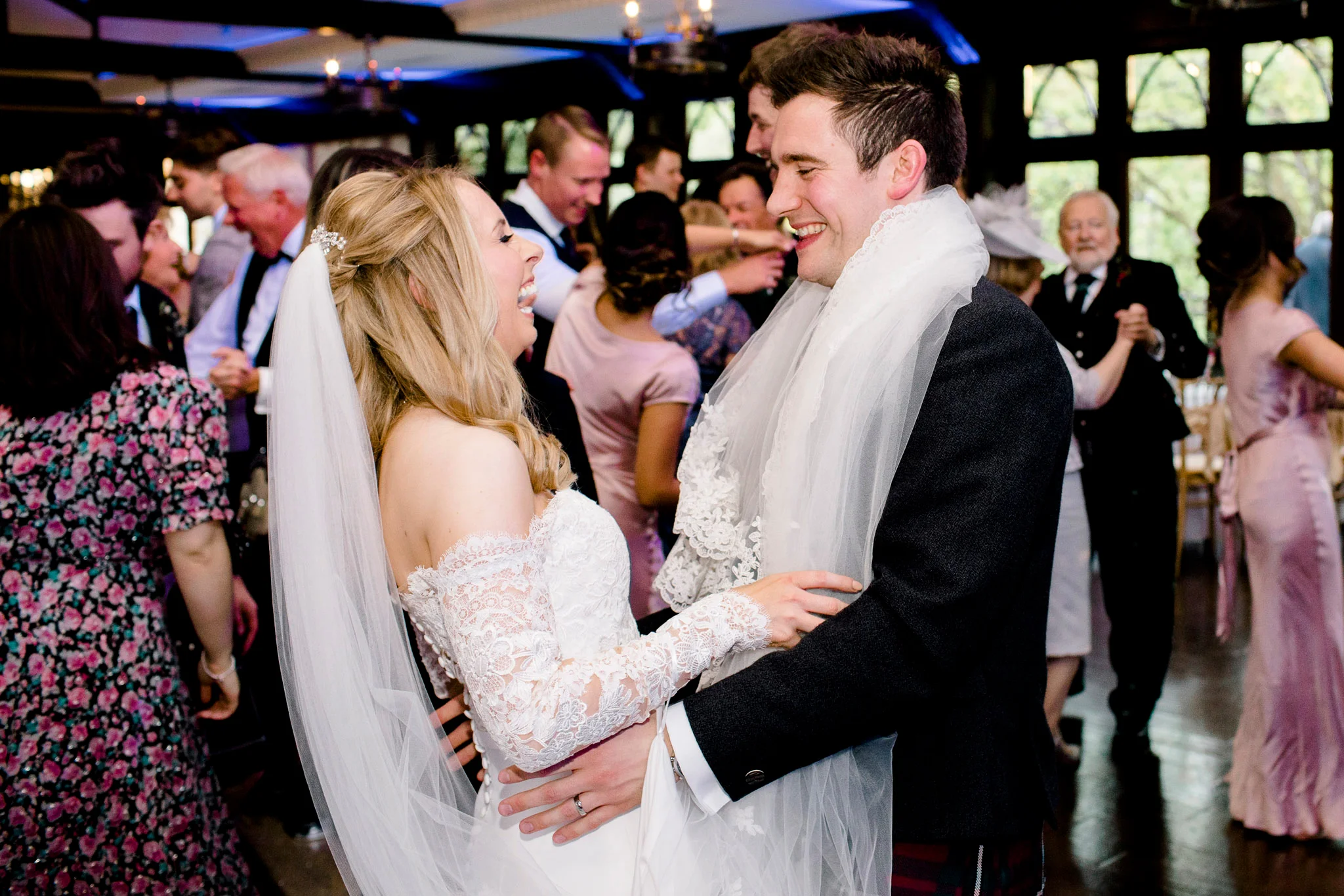 crossbasket castle wedding photographer glasgow