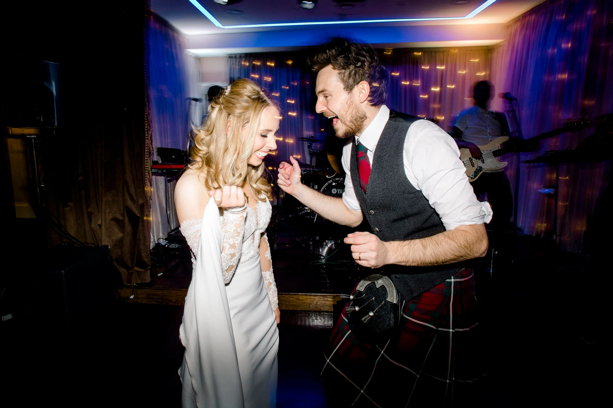 crossbasket castle wedding photographer glasgow