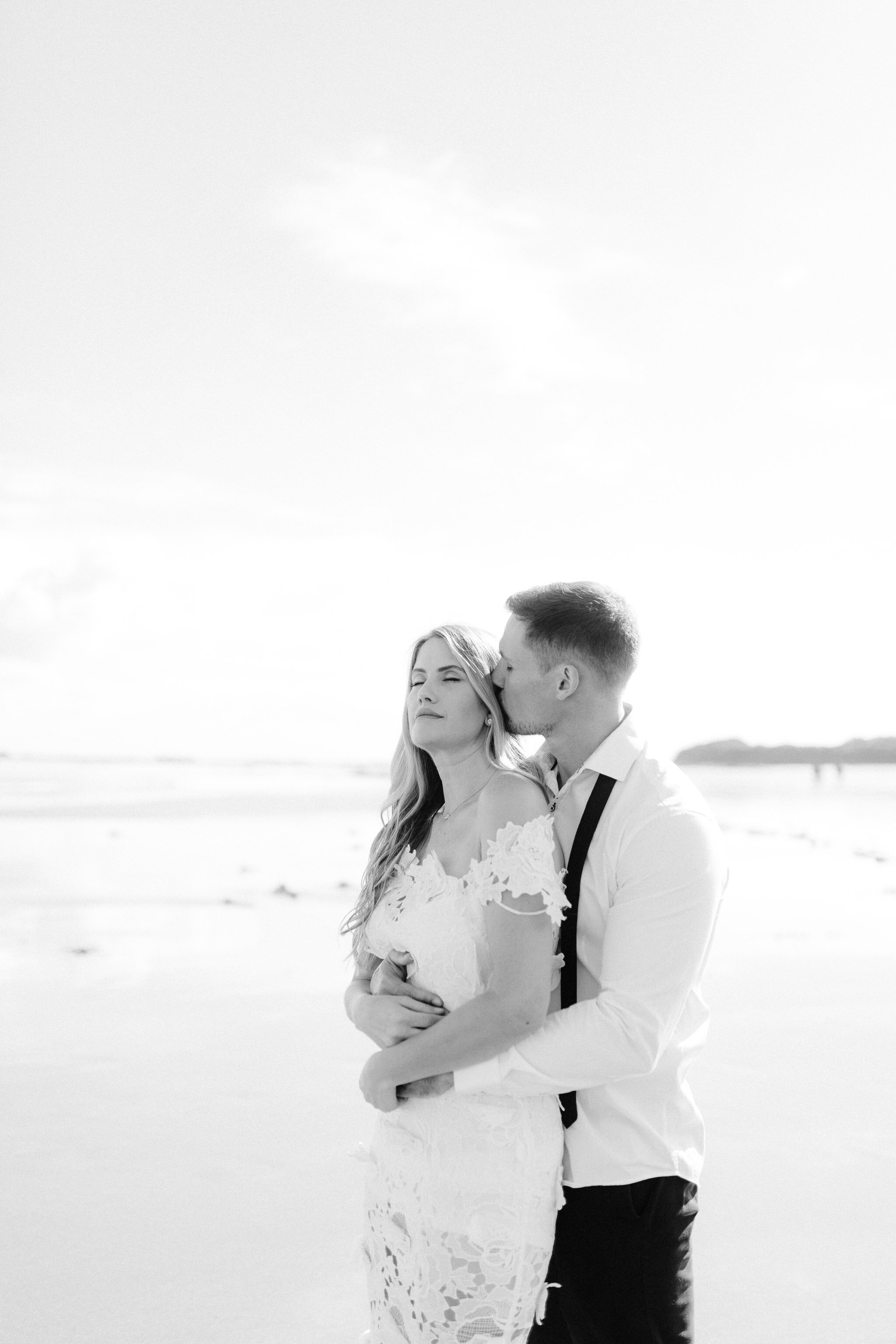 seacliff-beach-tantallon-castle-east-lothian-engagement-photogra