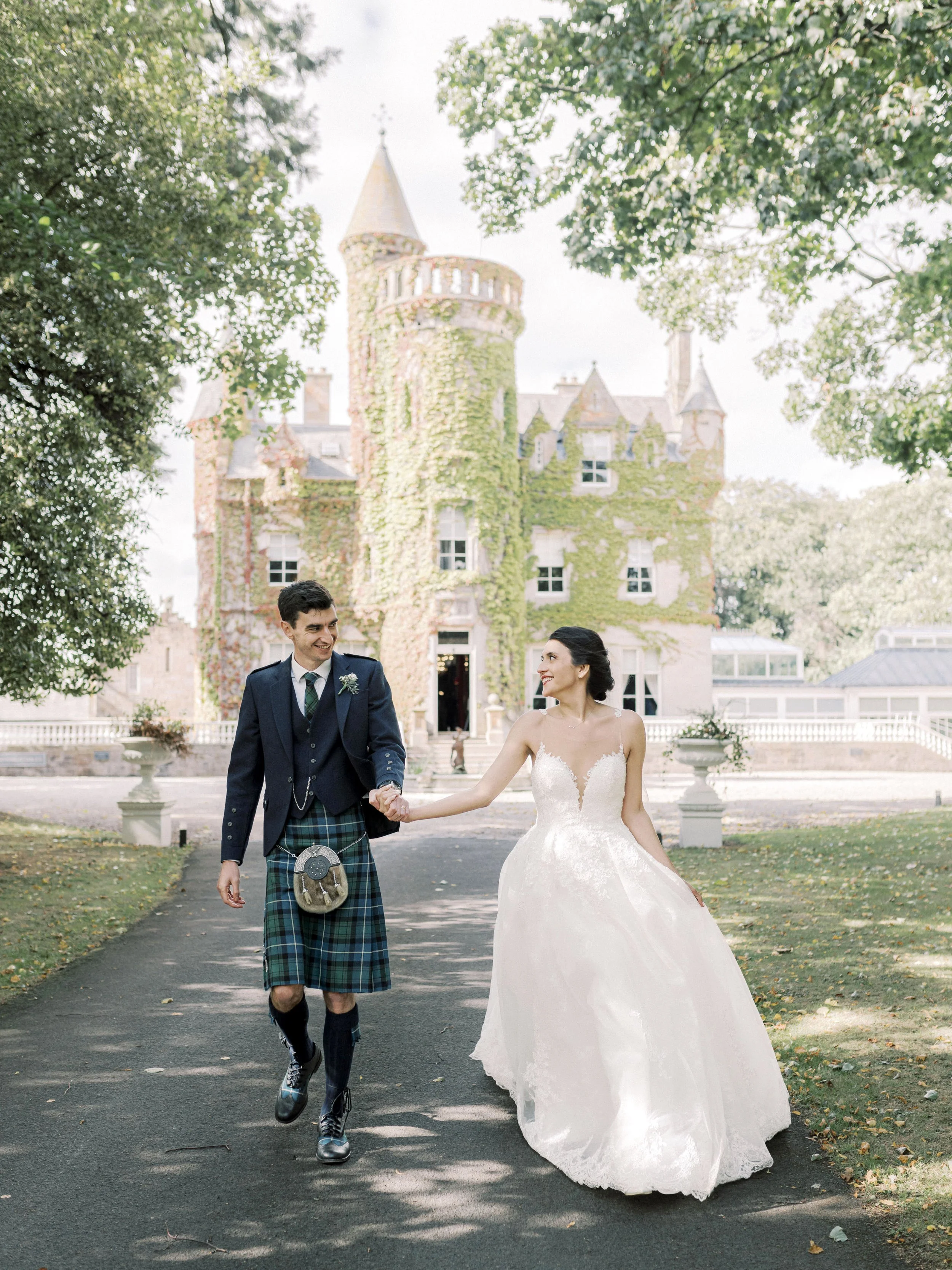 Fairytale Wedding at Carlowrie Castle, Edinburgh | Michelle & Donald