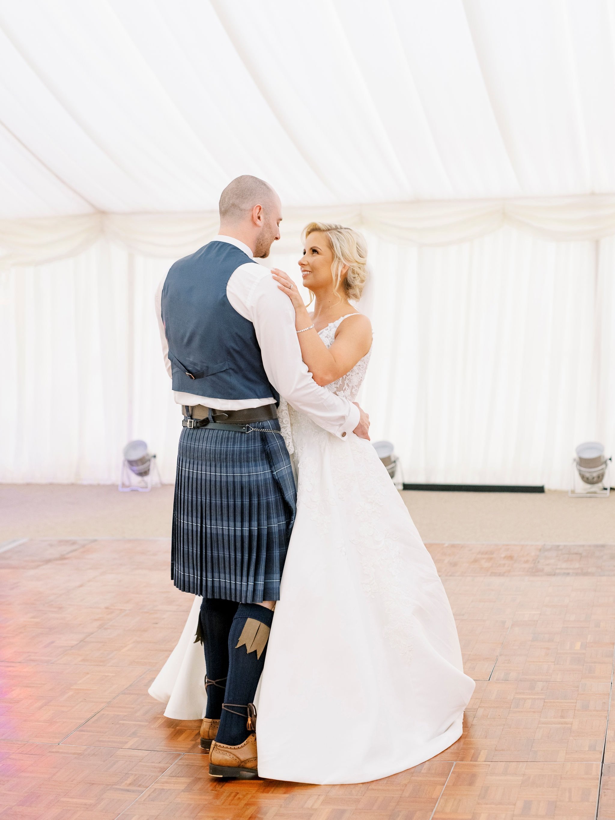 63_springkell-house-wedding-photographer-dumfries-scotland-first-dance.jpg