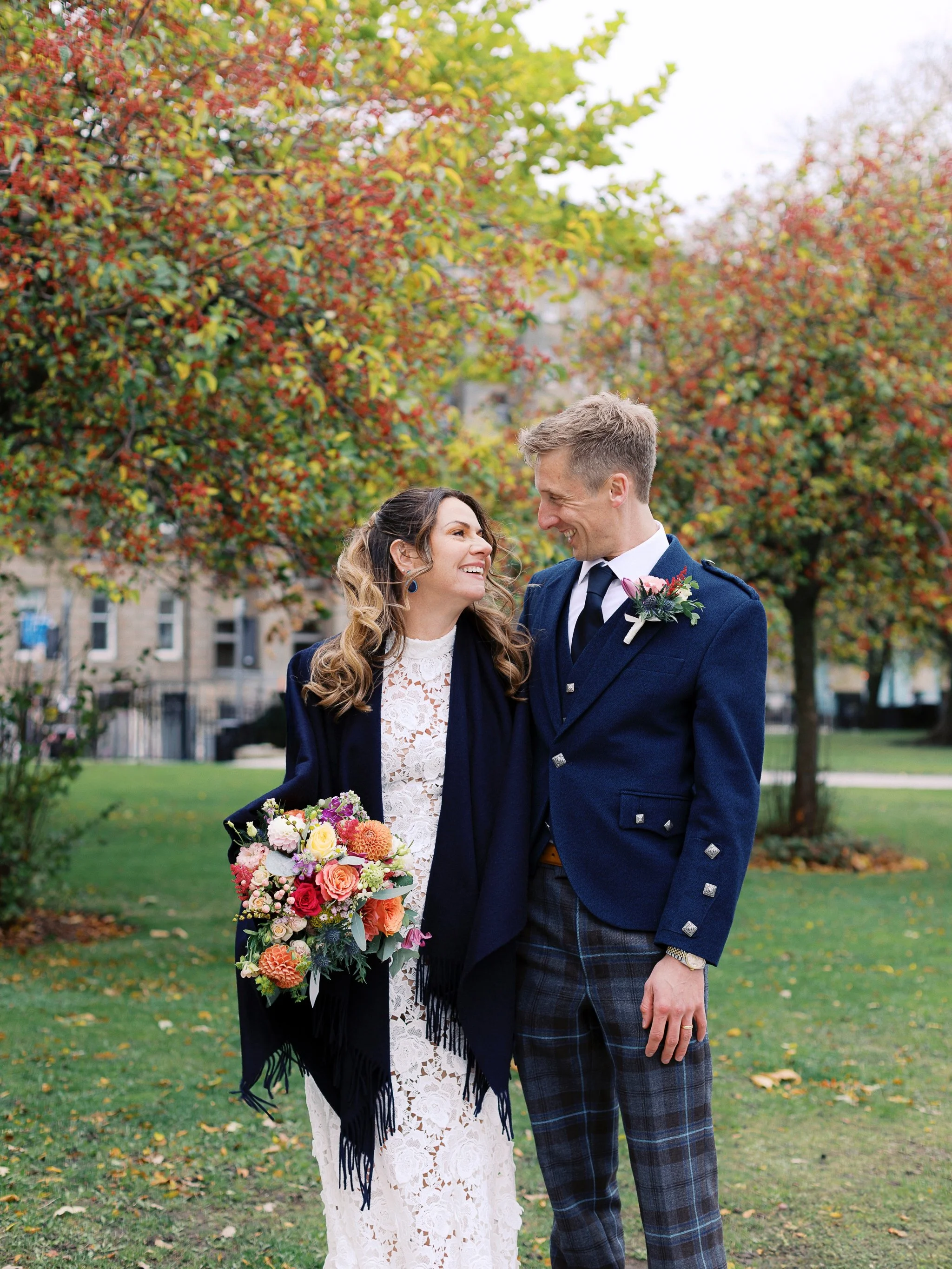 20_edinburgh wedding photos st andrews square city chambers wedding.jpg