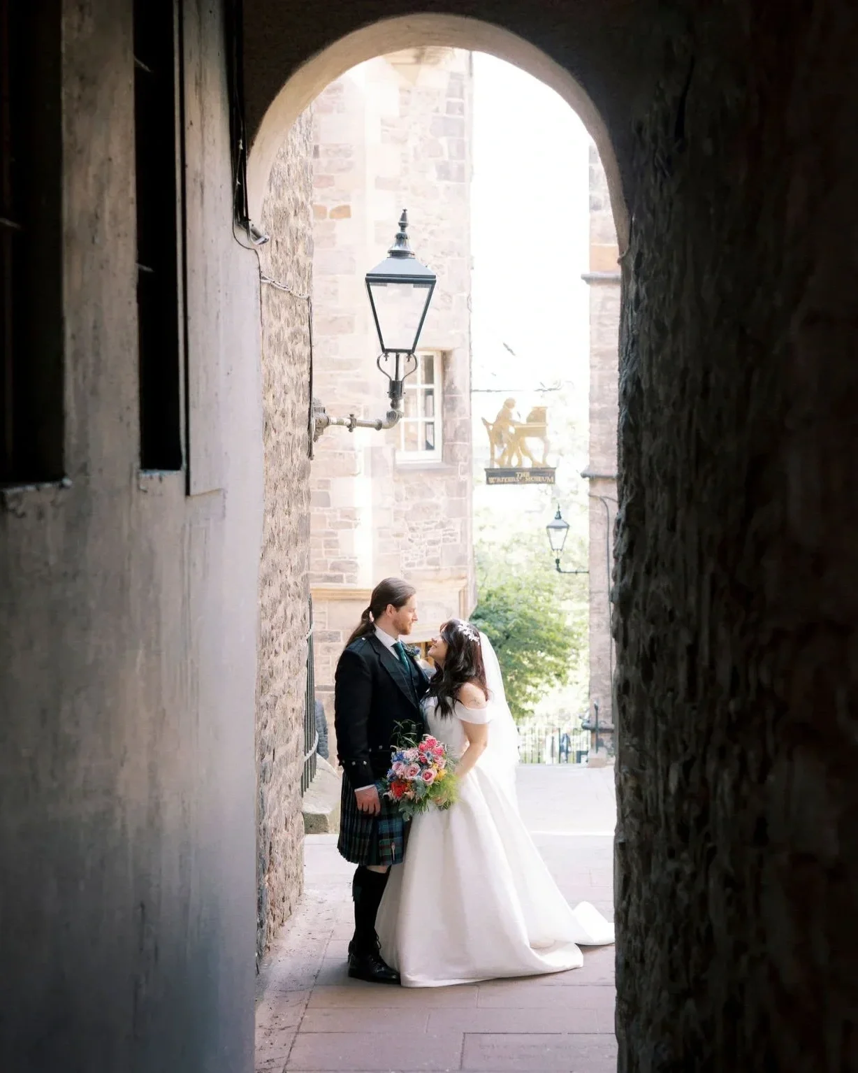 Wedding portraits in close nearby Edinburgh City Chambers