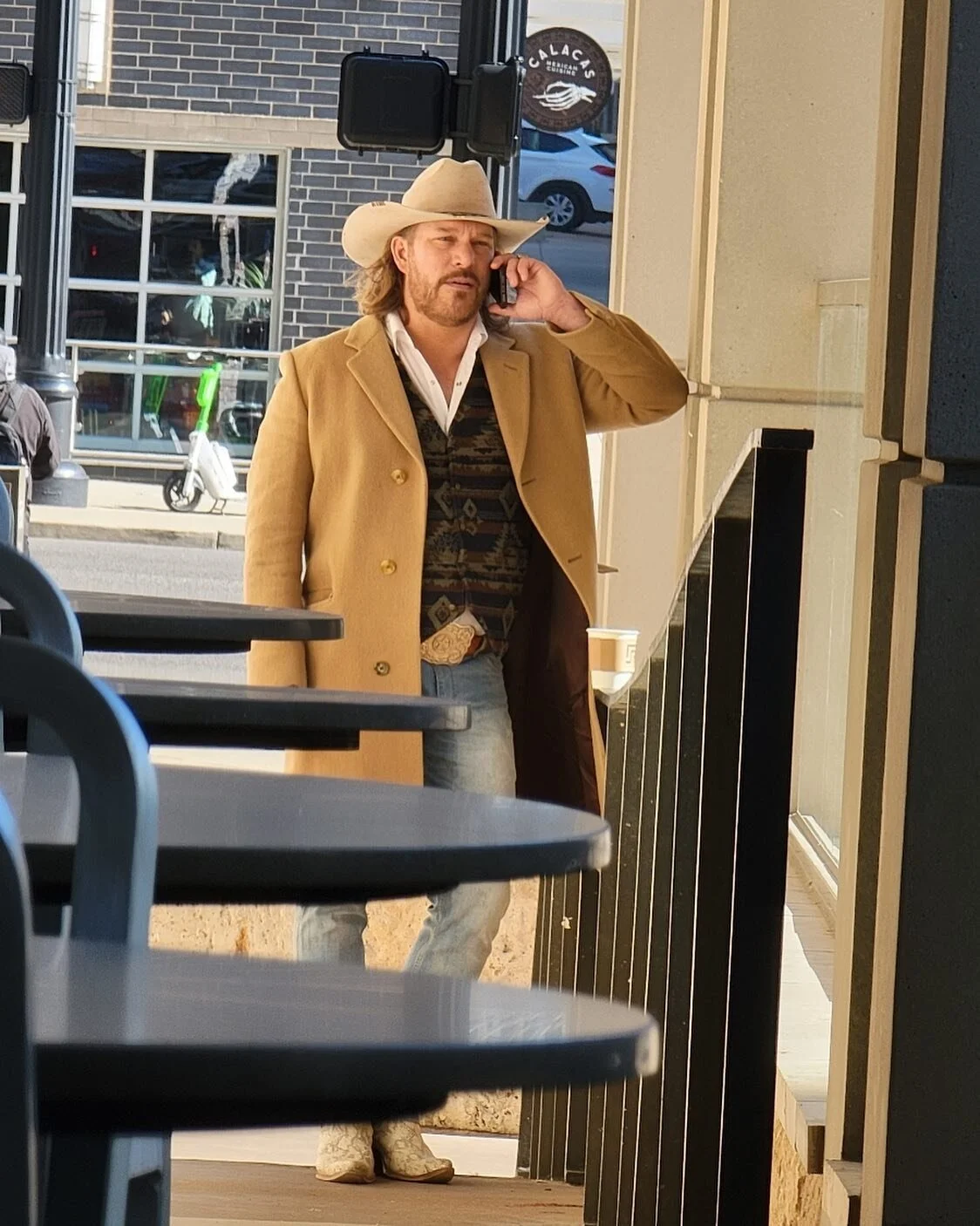 #actionshot getting work done! @gonecountryhats