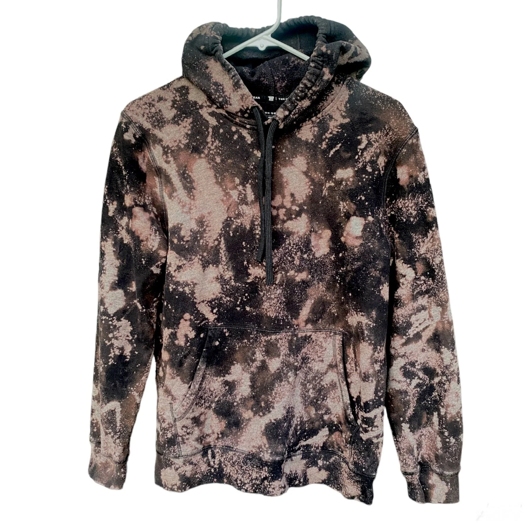 256B0726-6184-42E5-9DF5-8B586E06092C