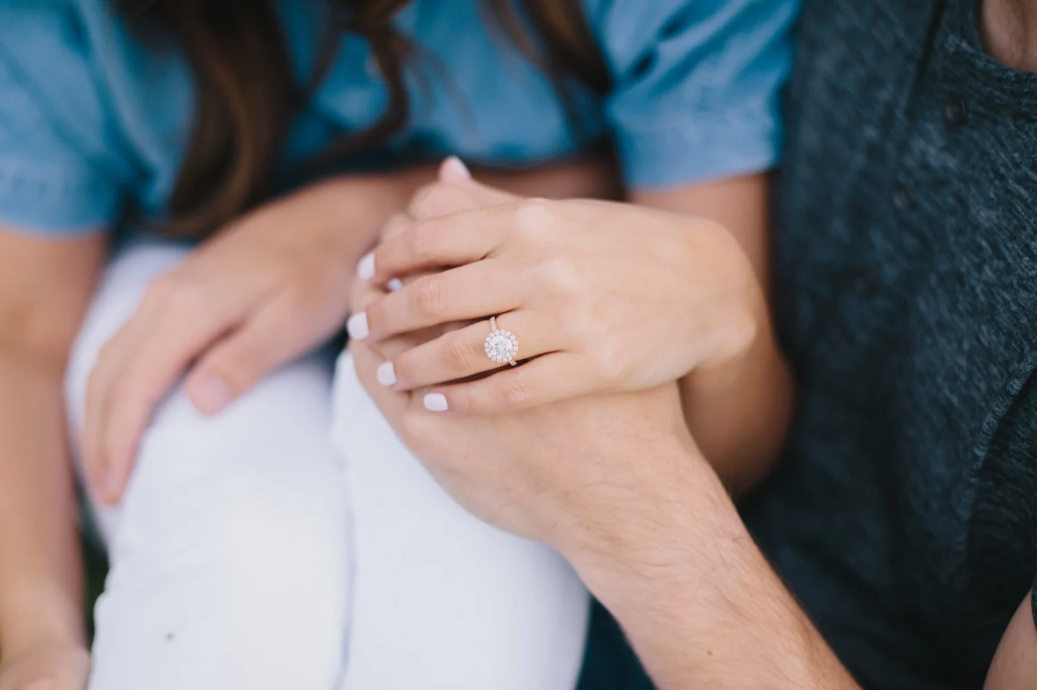 04_hillary-matt-18_engagement_ring.jpg