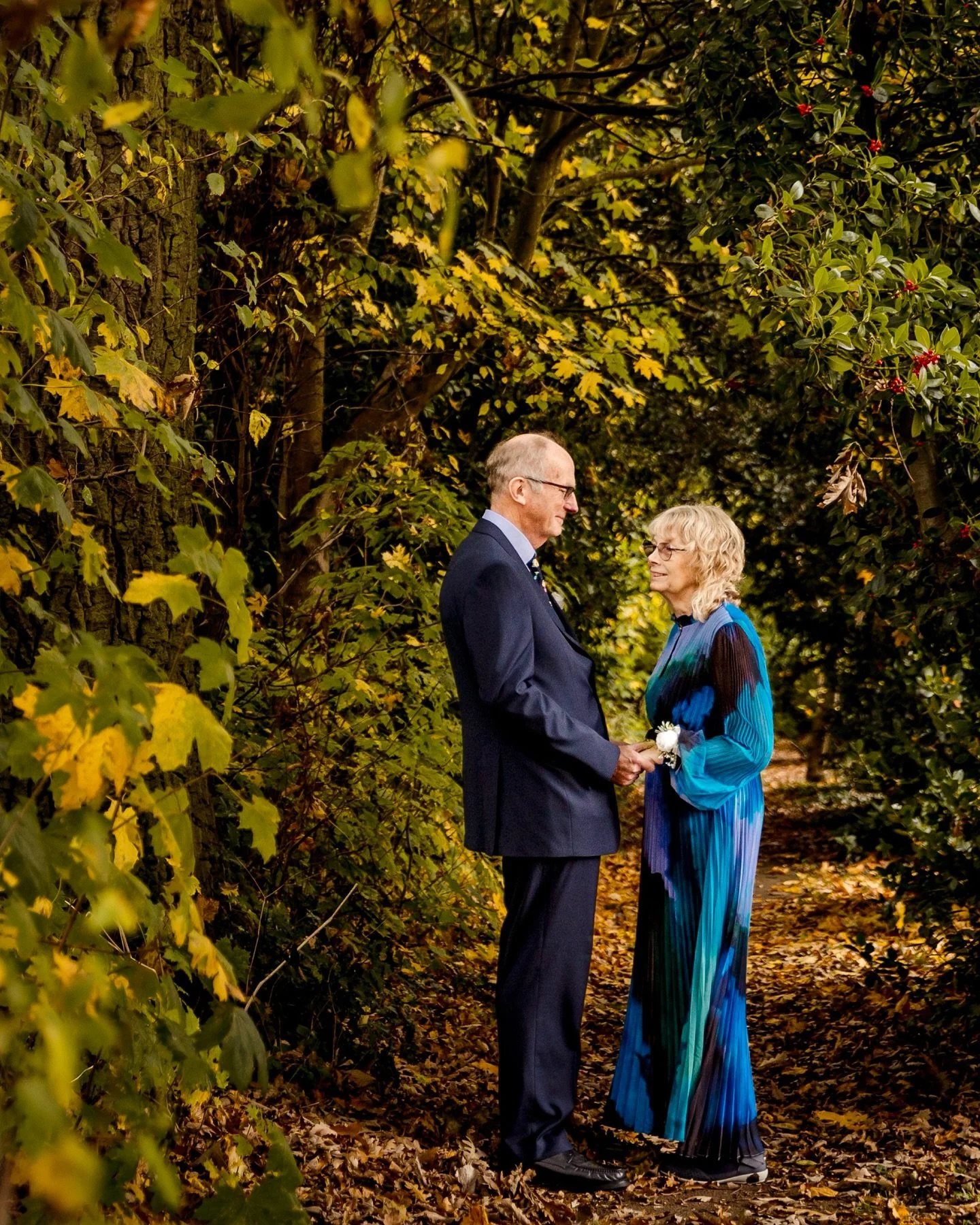 Sometimes love finds you when you least expect it, and when it does, it can be the most beautiful surprise... ❤️

These two had only known each other for six months when he said he wanted to take care of her for the rest of their lives! 🥹

They chos