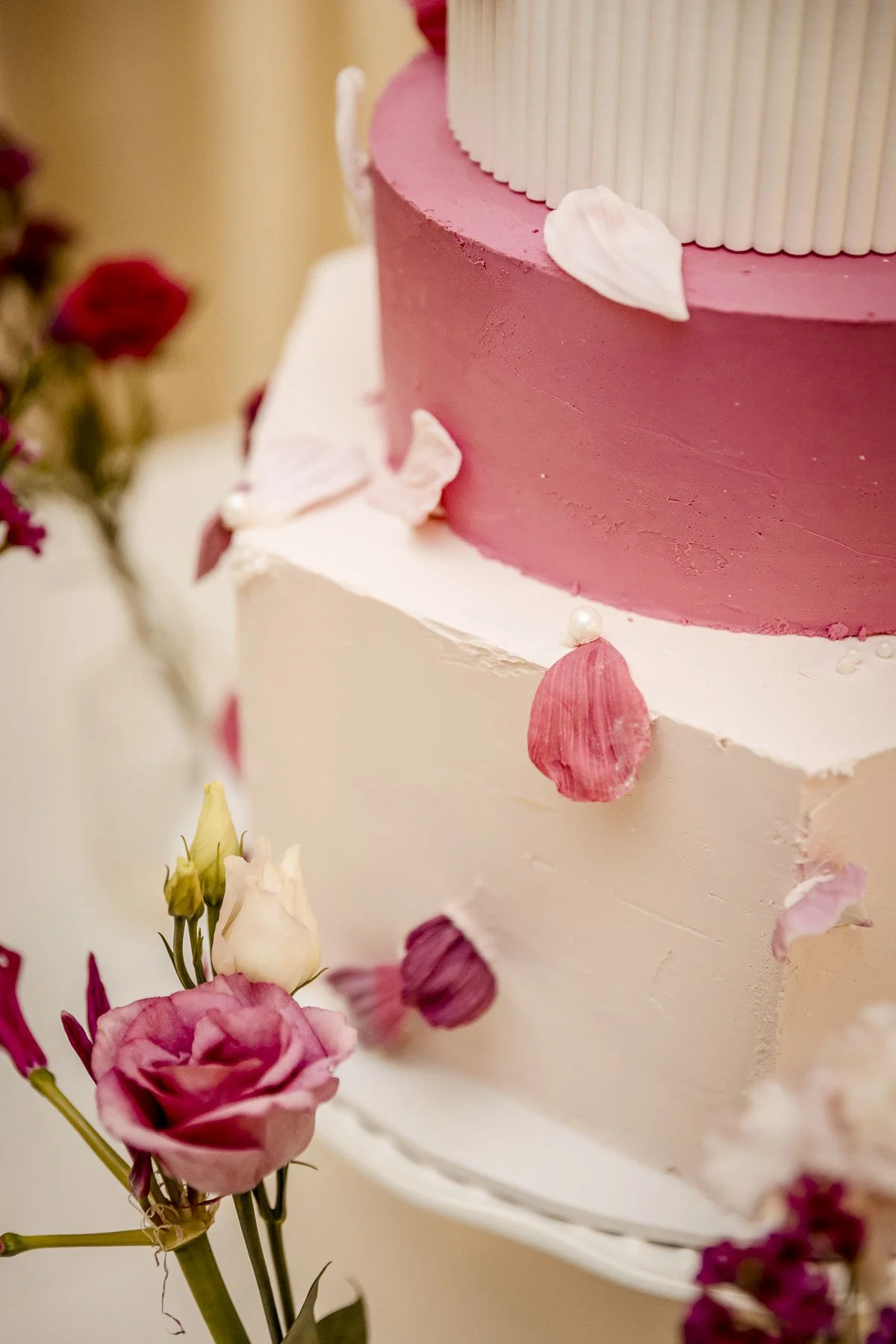 warwick-house-wedding-warwickshire-cake-5.jpg