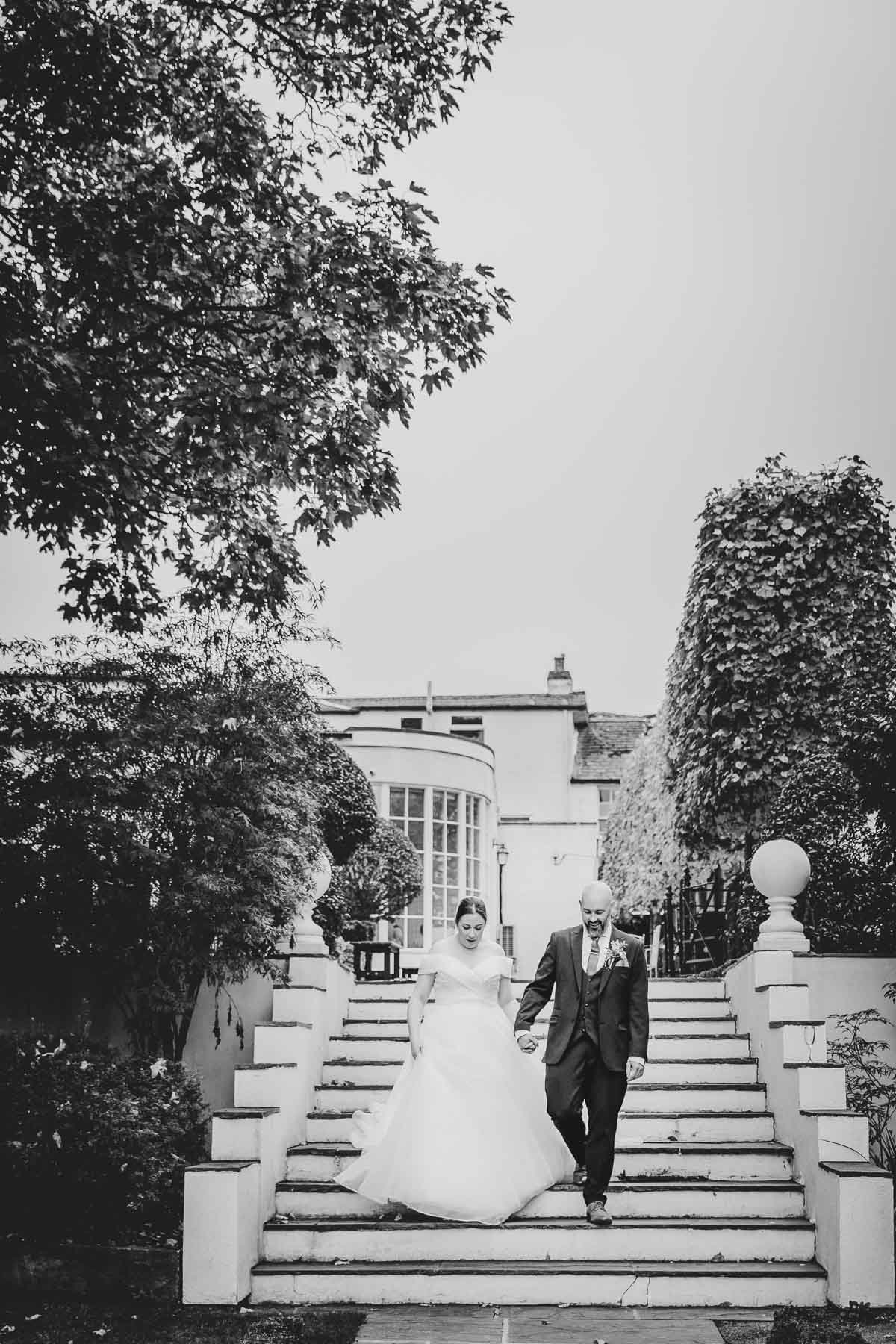 warwick-house-wedding-warwickshire-couple-portraits-11.jpg