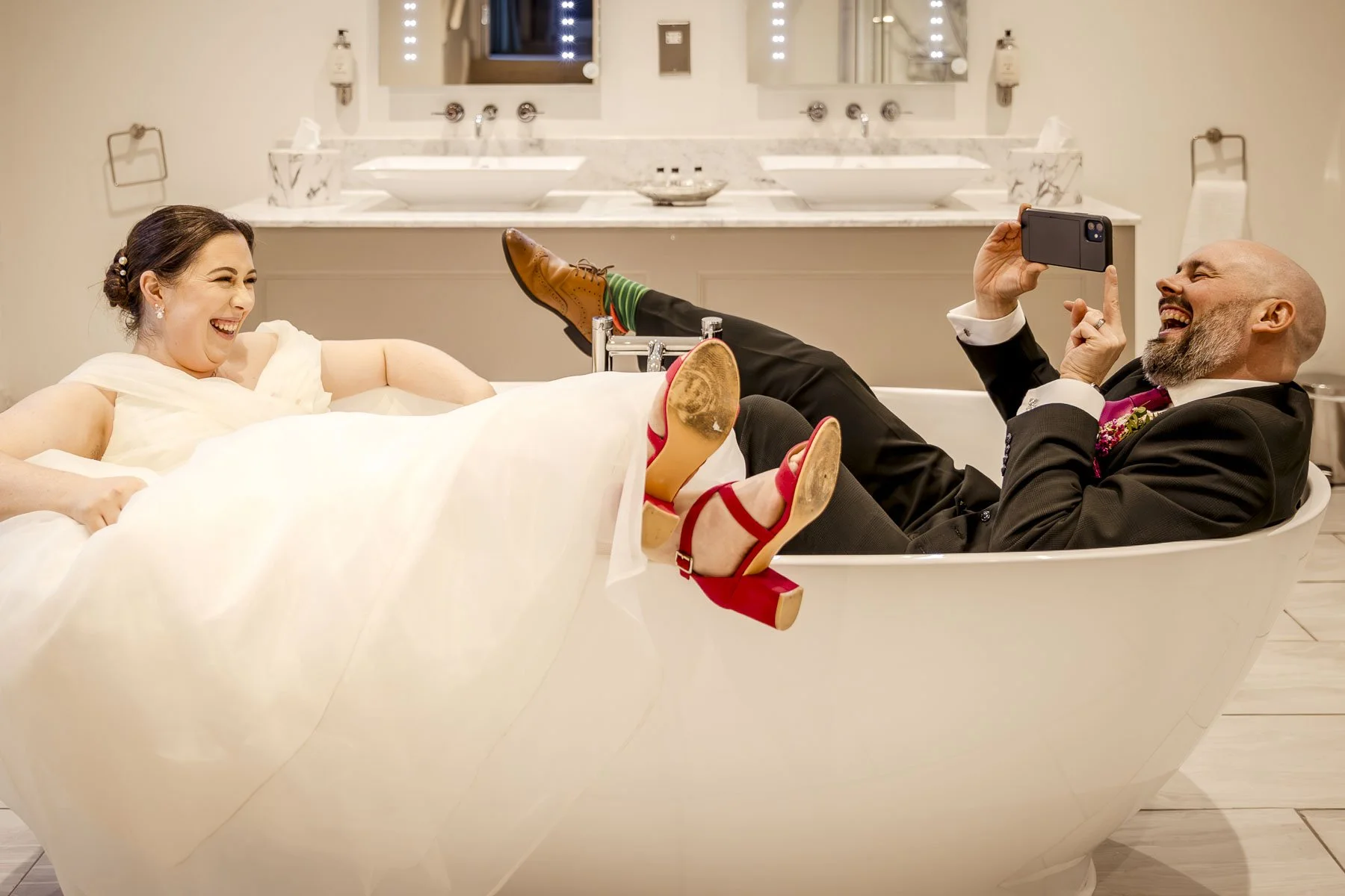warwick-house-wedding-warwickshire-couple-portraits-27.jpg