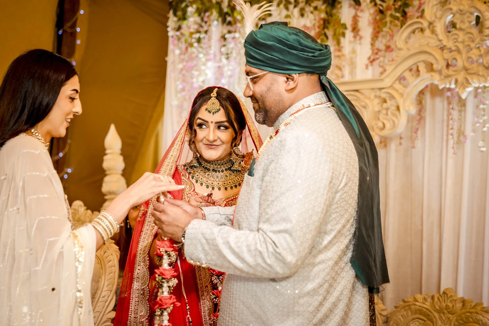 Bridge-House-Barn-Hindu-Wedding-38.jpg