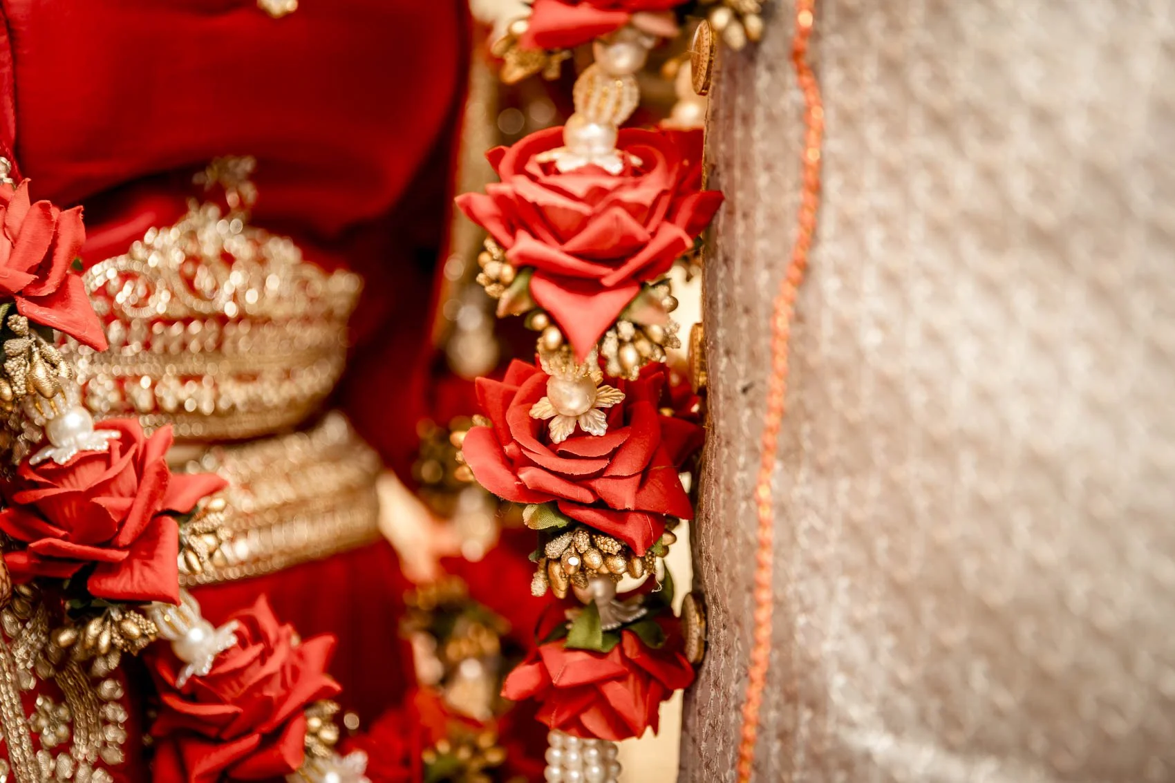 Bridge-House-Barn-Hindu-Wedding-39.jpg
