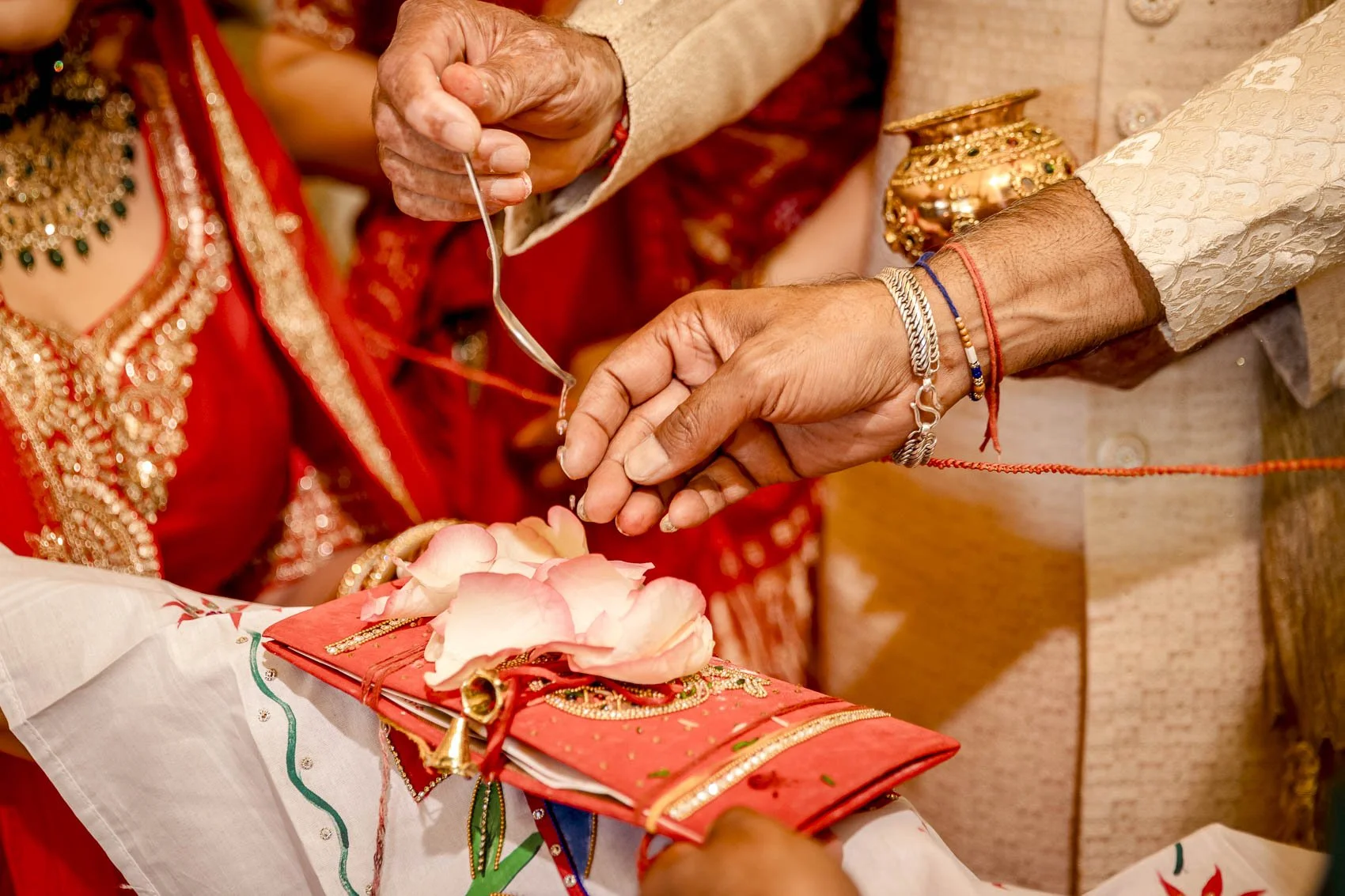 Bridge-House-Barn-Hindu-Wedding-37.jpg