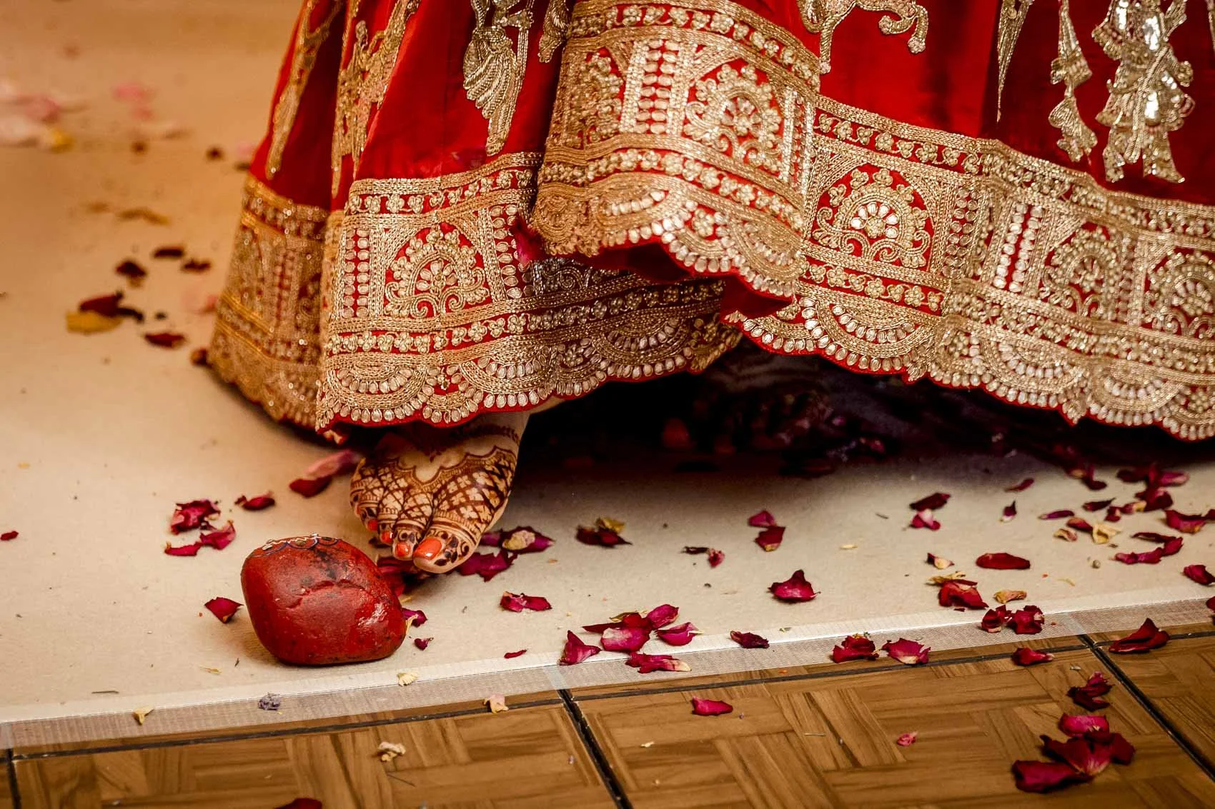 Bridge-House-Barn-Hindu-Wedding-44.jpg
