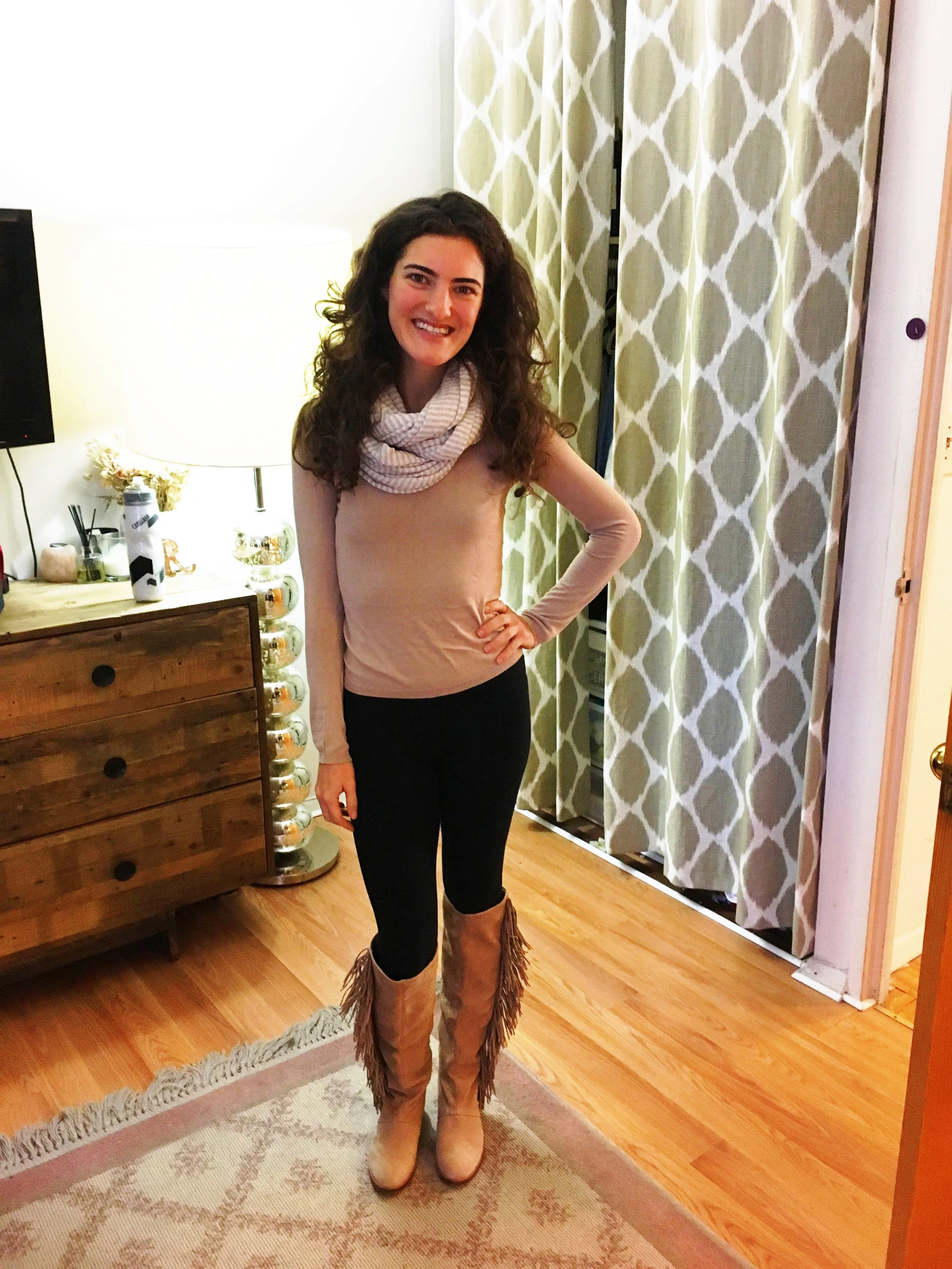 Jessica - @jbscheer Shirt: Gap Scarf: Brandy Melville