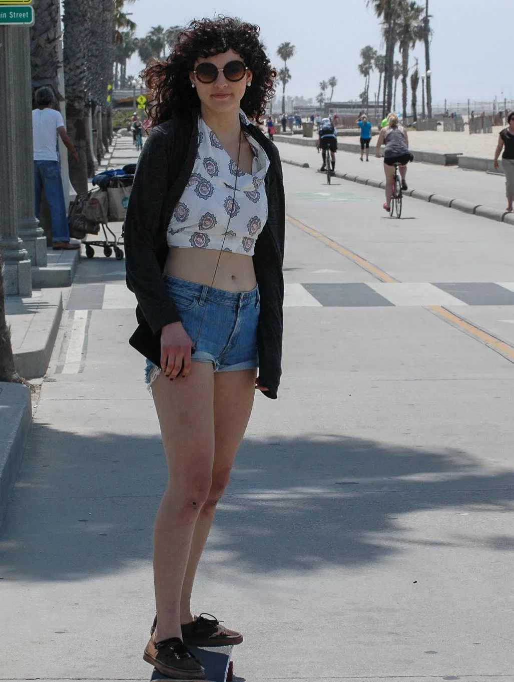 Hillary skating the boardwalk