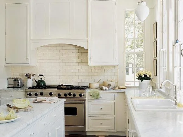 white backsplash 2.JPG
