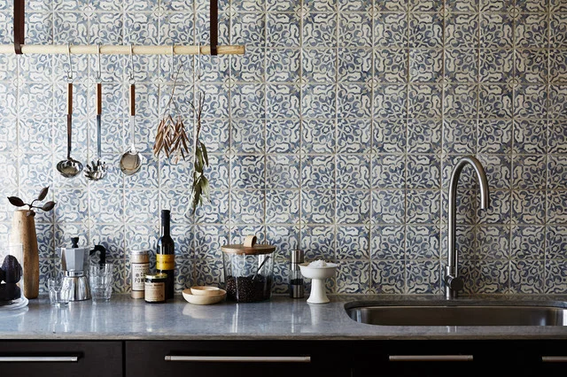 traditional-kitchen.jpg
