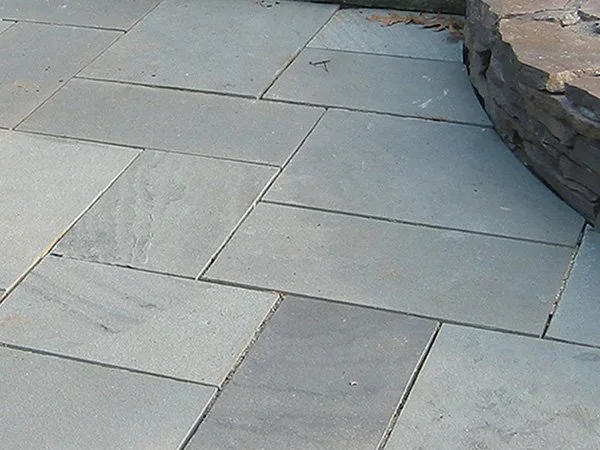 Flagging-Pattern-Tum-Bluestone.jpg