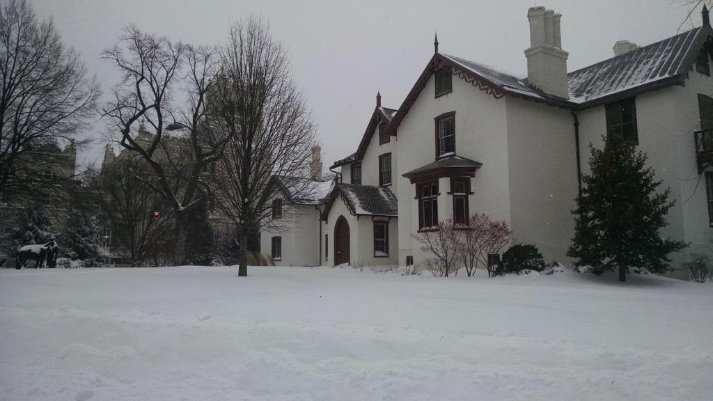  Lincoln's Cottage during the storm  (photo: Lincoln's Cottage / Curtis Harris)  