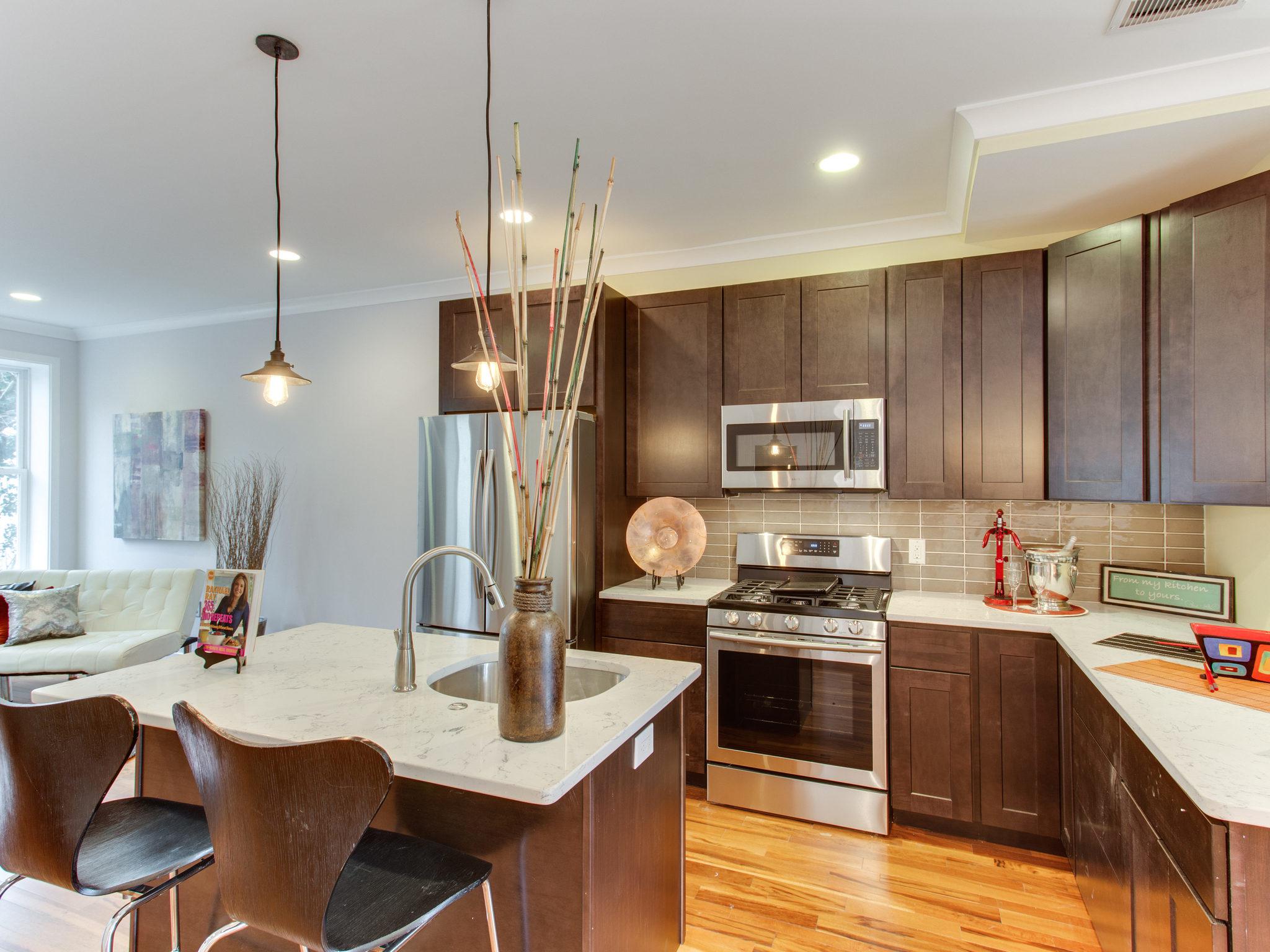 2807 Sherman Ave Unit B Kitchen.jpg