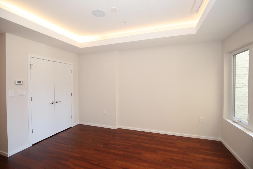 13-Dining Room - Unit 3.jpg