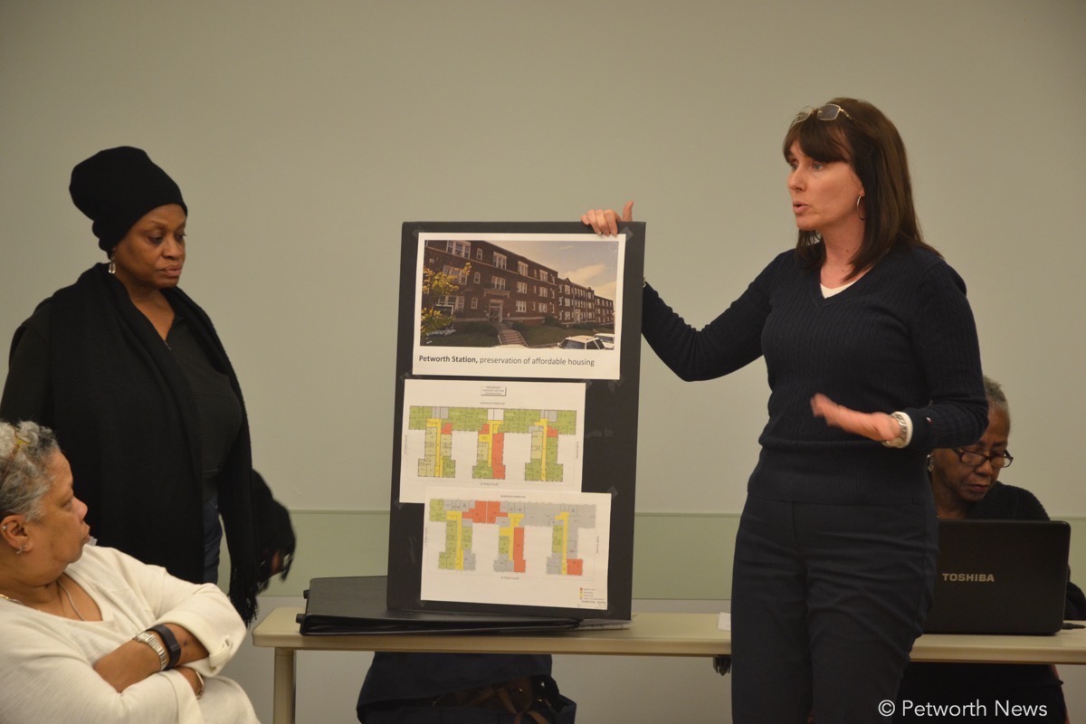 Juanita McKenzie and Pam Askew 