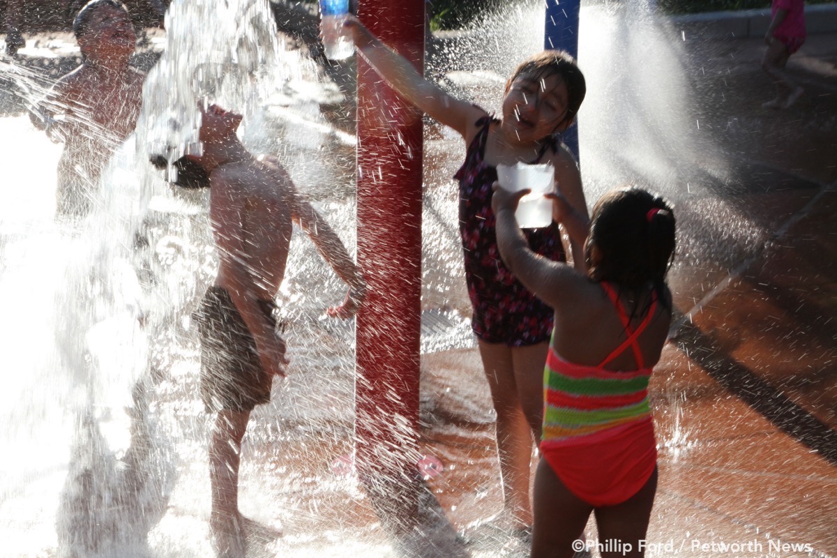 Kids playing at the splash park at Petworth Rec Center (photo: Phillip Ford / Petworth News)