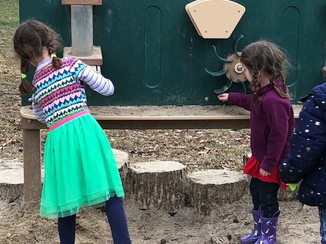 Playgrounds should be safe spaces. (photo: Tamar Lechter)