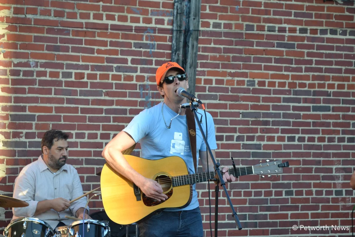 Taylor Ferrell performs with the Treads at Petworthpalooza