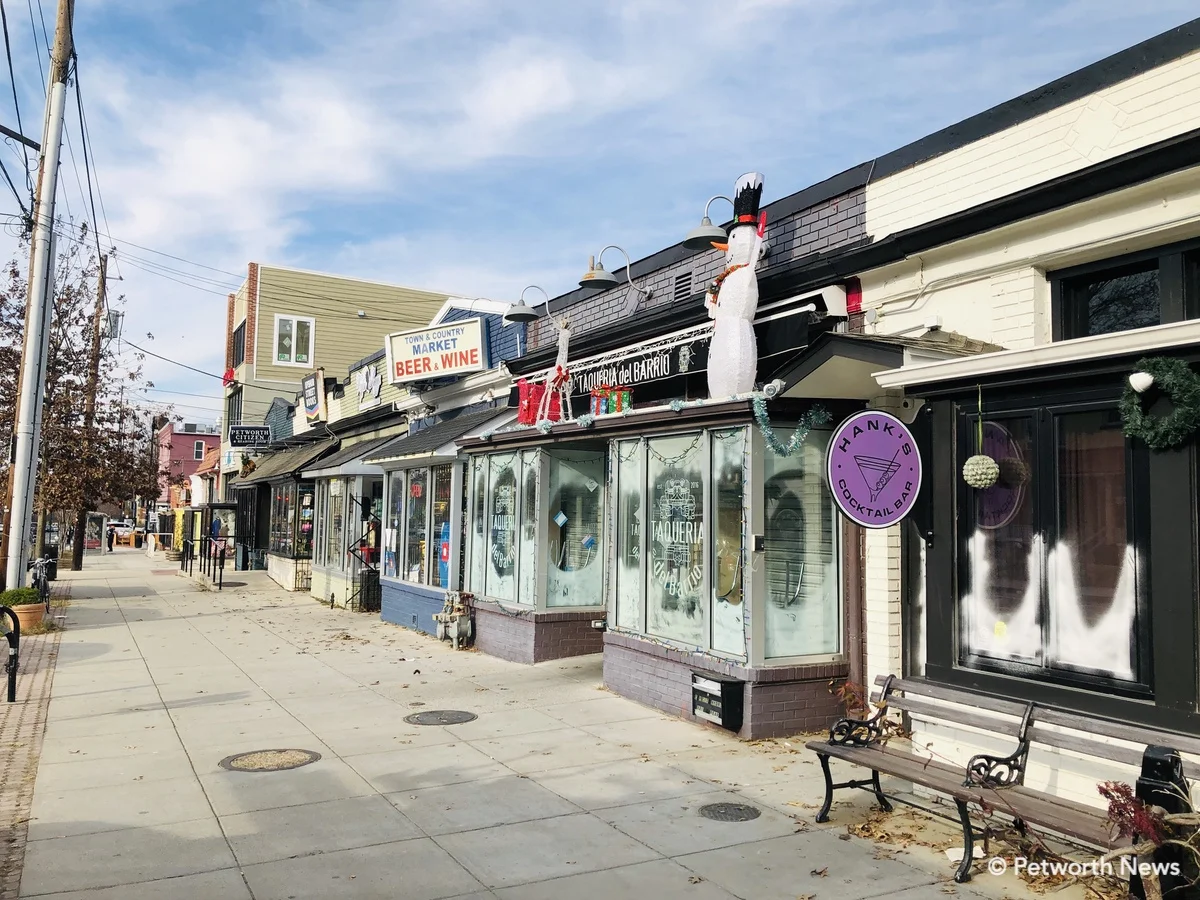 Looking west along the 800 block of Upshur Street