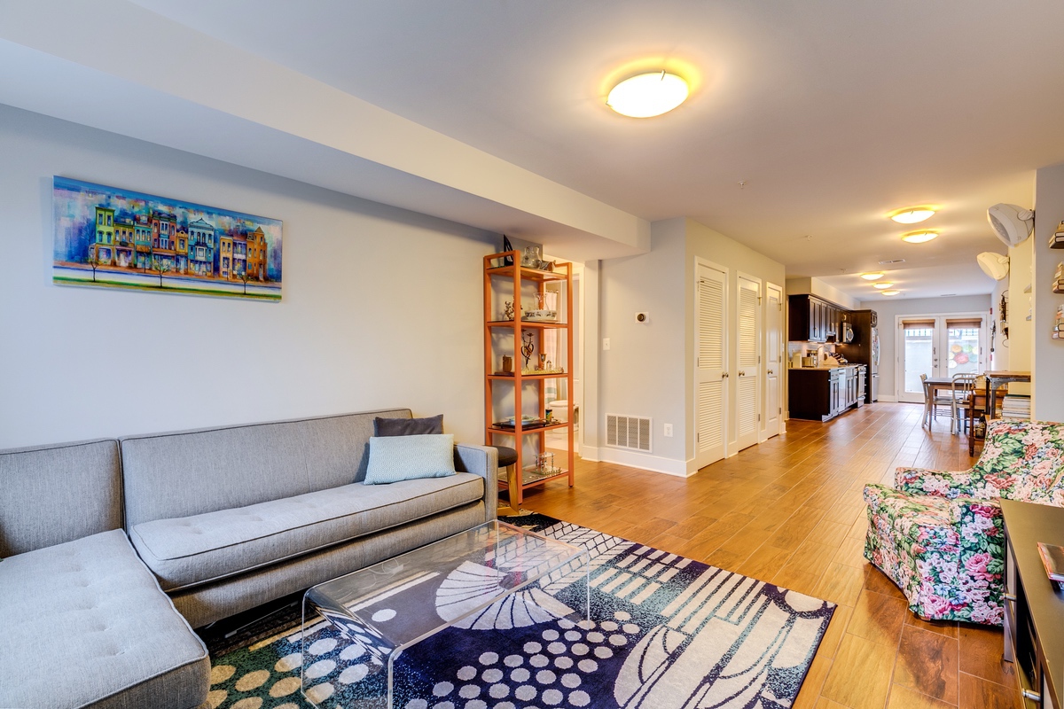 3465 14th Street NW offers quick access to restaurants, stores and metro.