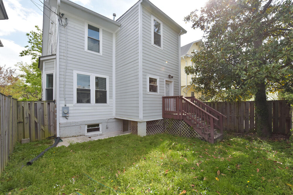 617 Webster St NW Washington-large-034-007-DSC 2550-1499x1000-72dpi.jpg