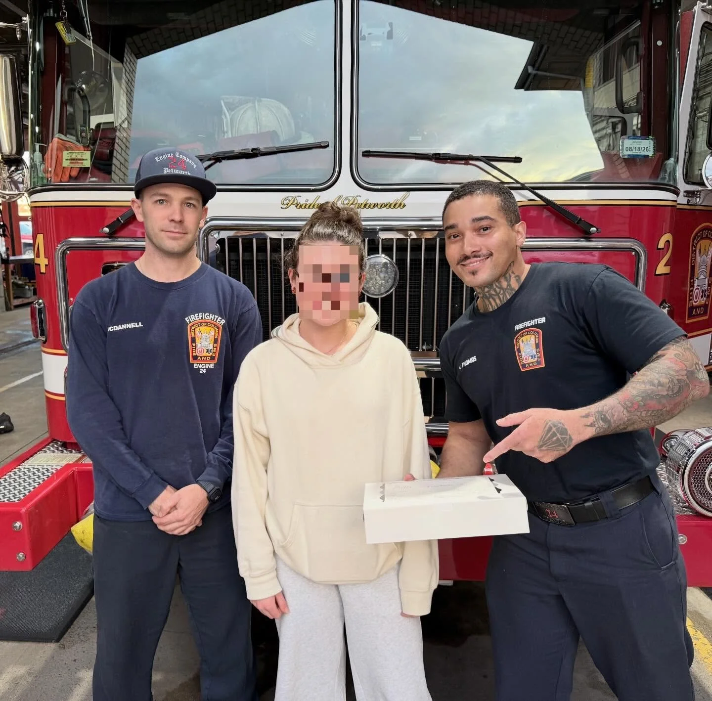 My daughter made some awesome Maple Snickerdoodles for @dcfireandems Engine 24 the &ldquo;Pride of Petworth.&rdquo; They were stoked to get the treats, and we thanked them for their efforts keeping people safe. #Thankful