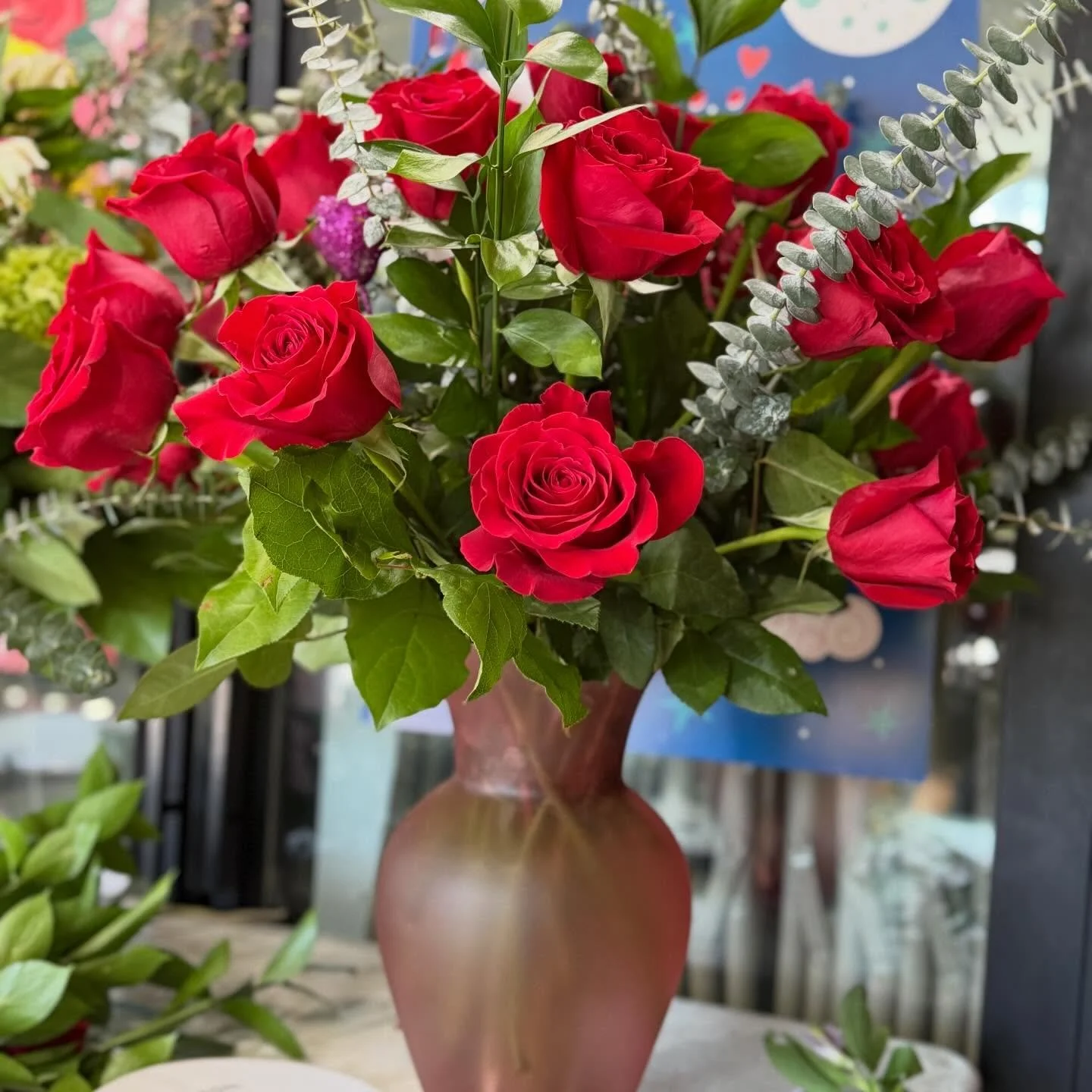 💝 It&rsquo;s Valentine&rsquo;s&hellip; do you need a rose or a dozen for someone special? Swing by @youruptownflorist Flowers by Alexes at 851 Upshur St NW for a beautiful flower or full arrangement. 🌹🌹