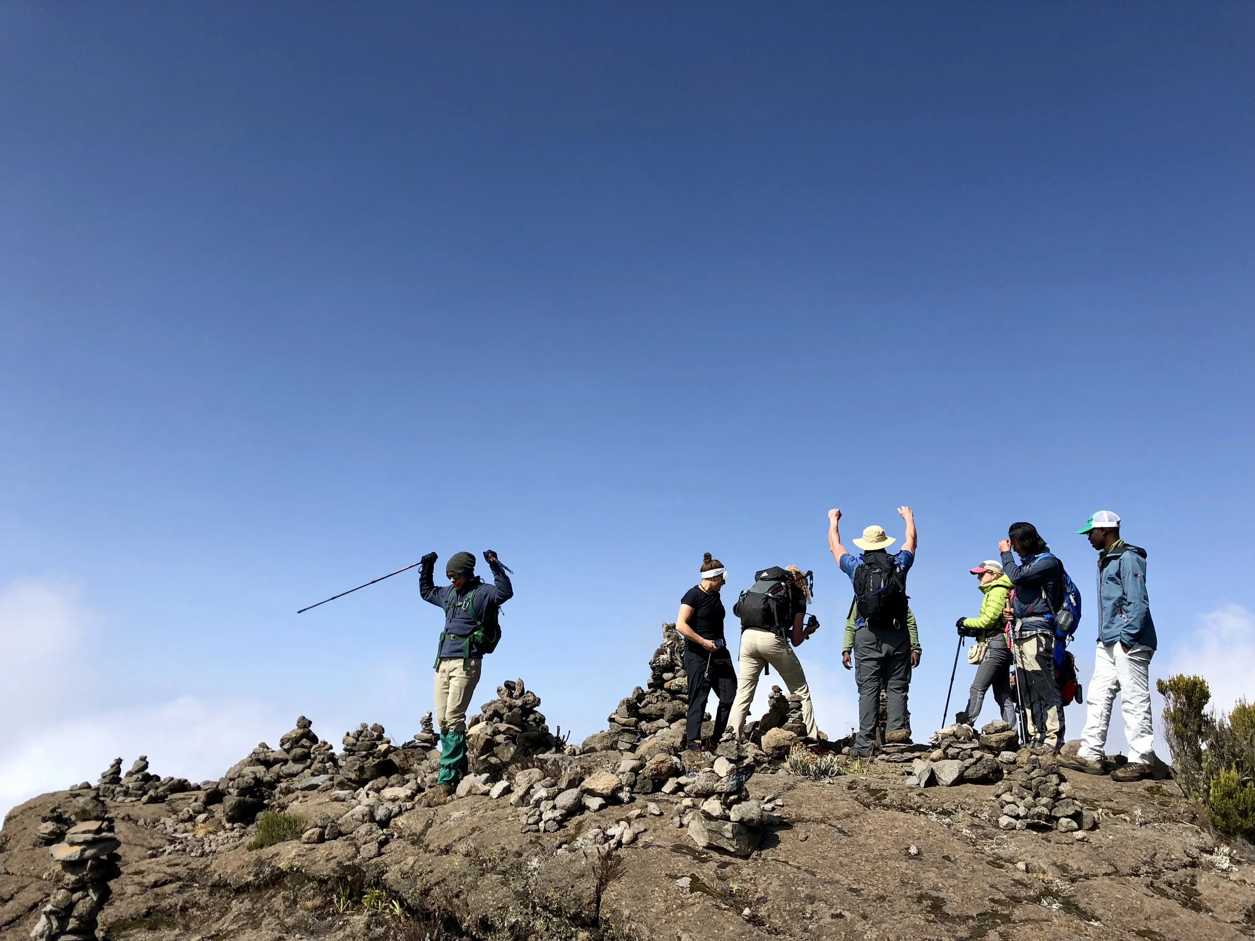 How much to tip guides and porters on a trek