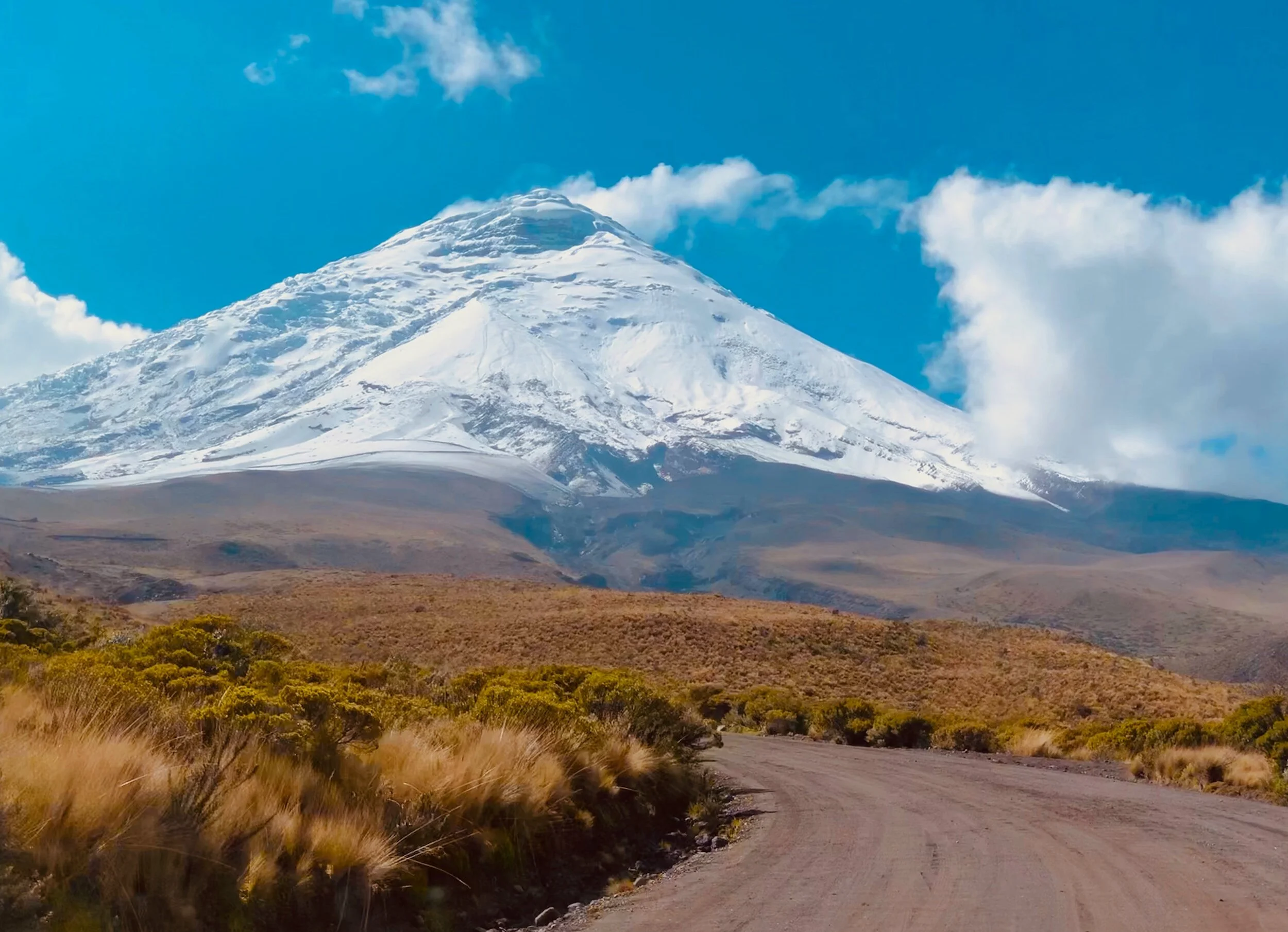 Ecuador: Journey through the Avenue of the Volcanoes