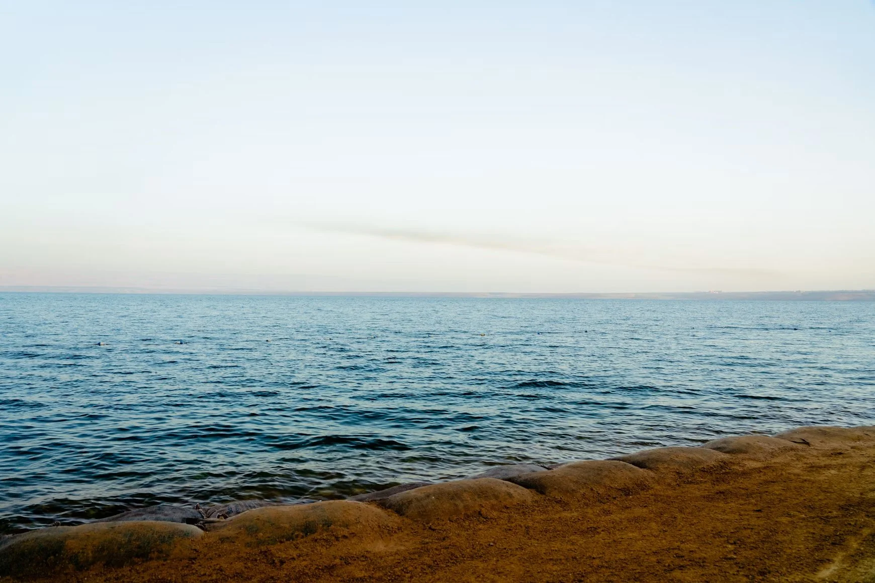 jordan-dead-sea-horizon.jpg
