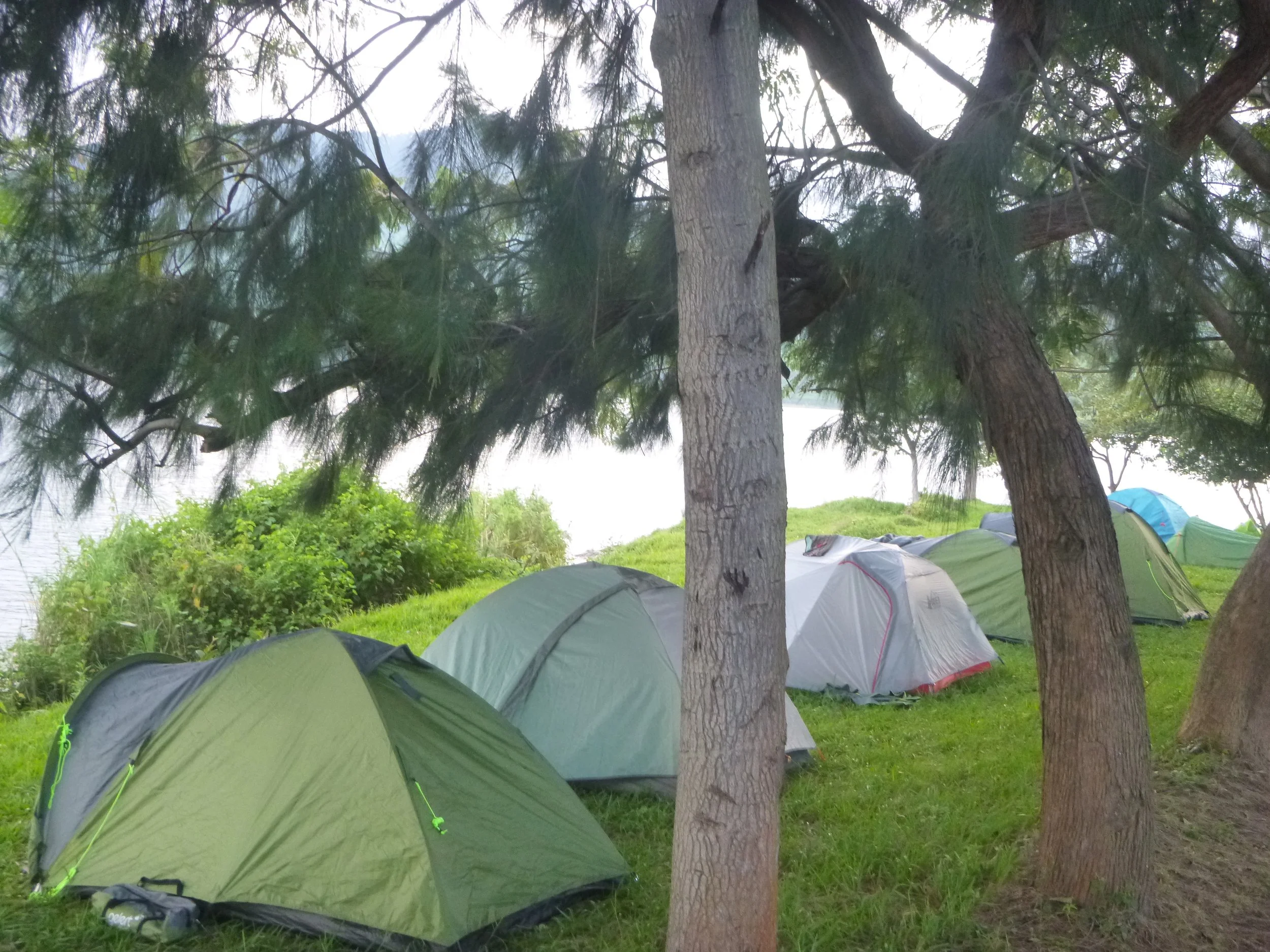 rwanda-island-camping.jpg