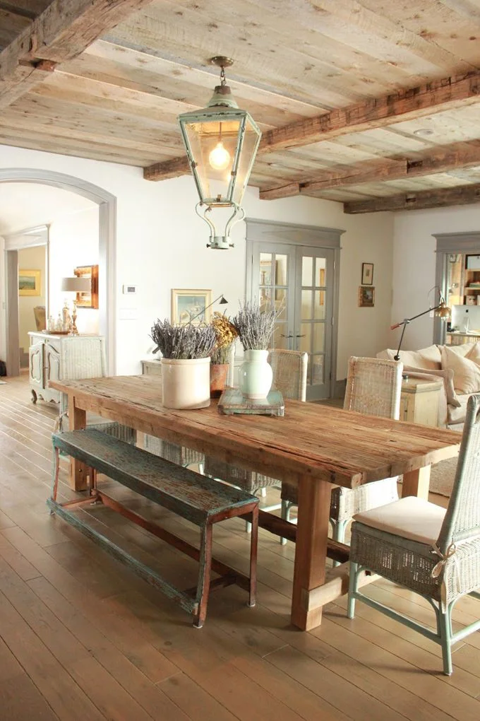 modern-design-rustic-kitchen-painted-trim