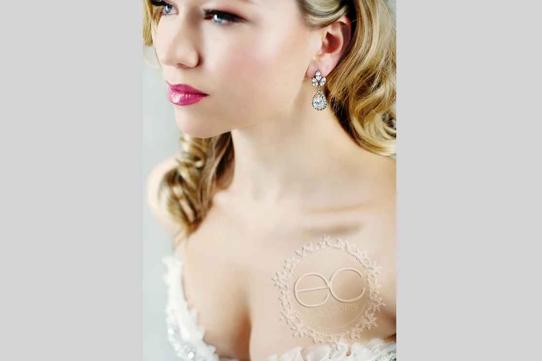 Three Marquise Post with Beautiful Teardrop Pave, $225