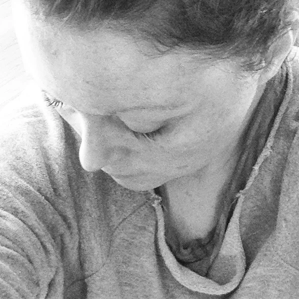 marie_portrait_grey1.jpg