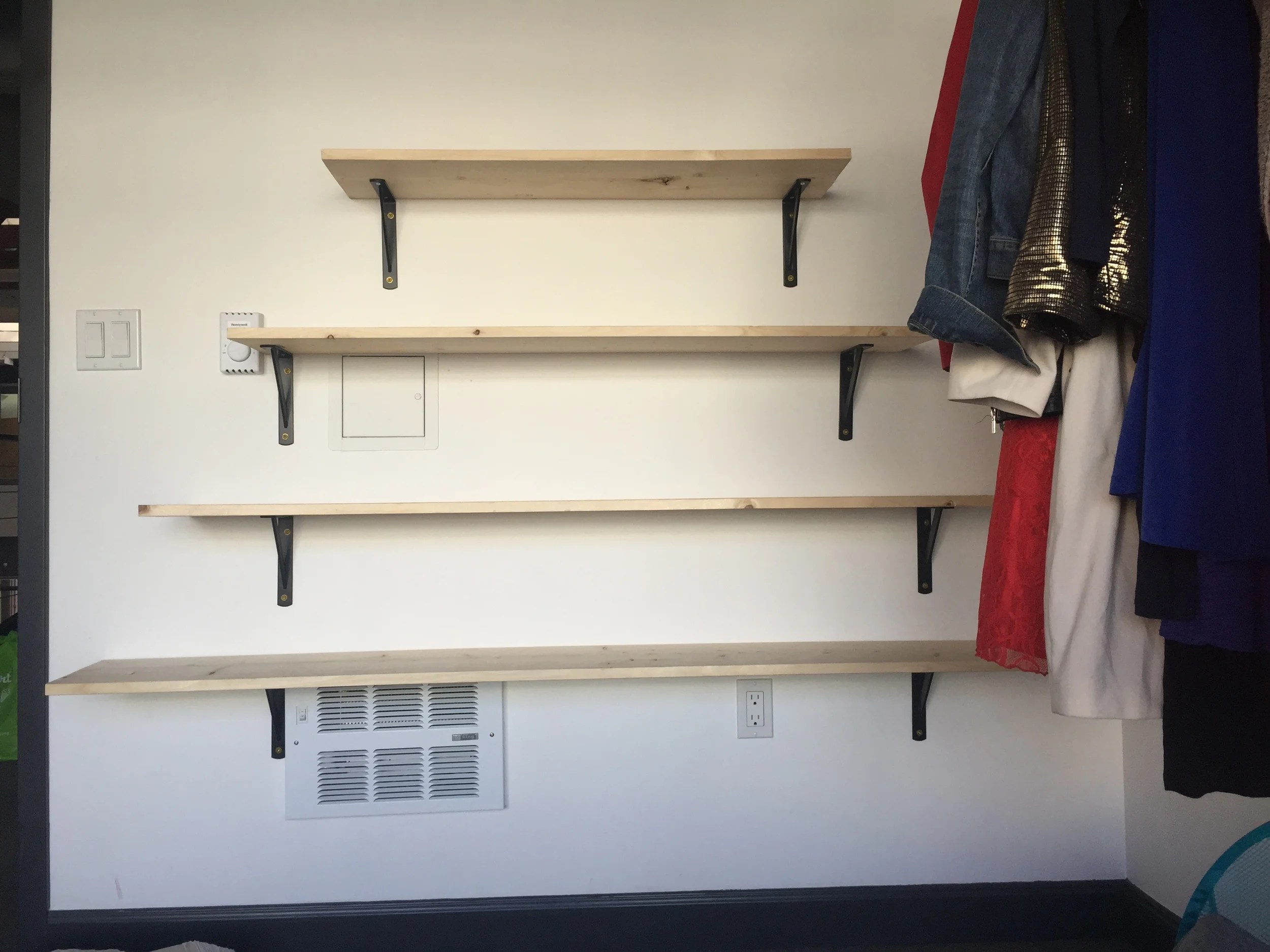 Pyramid Shelves, 2015