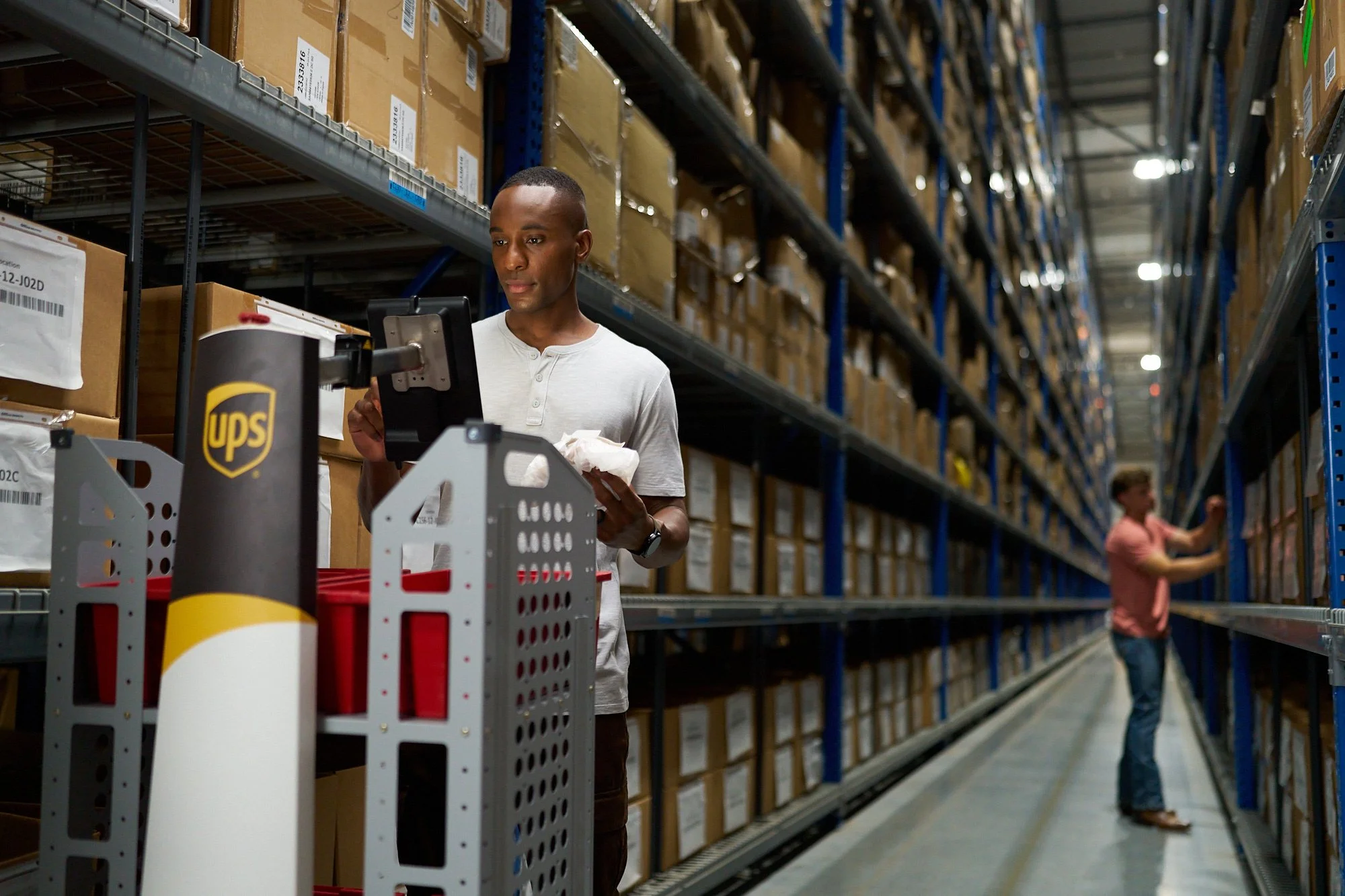 20250710_UPS_Hales-Photo_Box_Aisle_0025.jpg