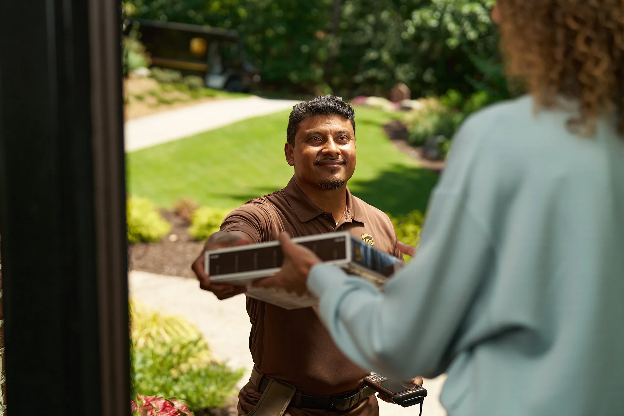 20250710_UPS_Hales-Photo_Day_2_Front_Door_Delivery_0028.jpg