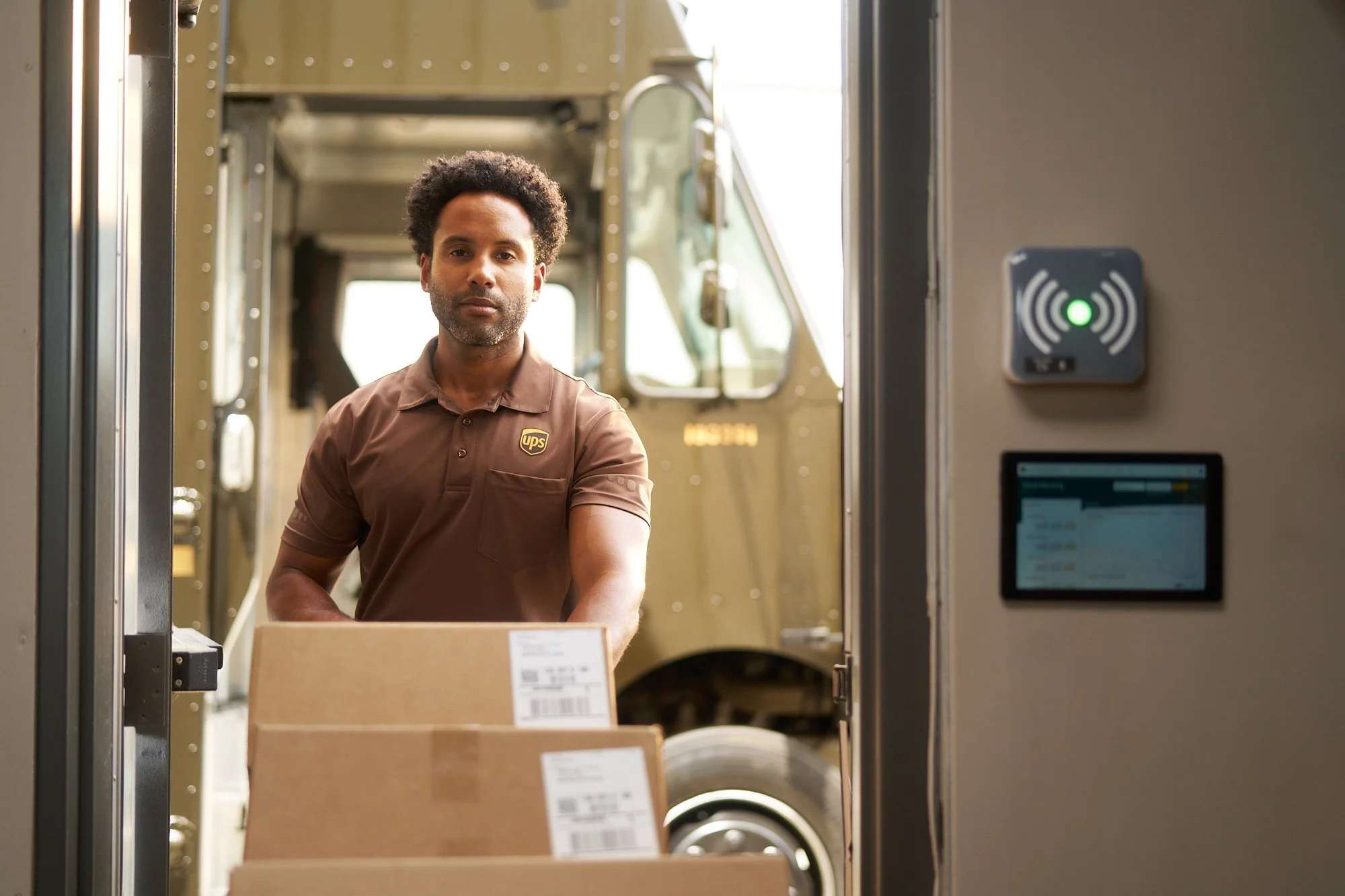20250710_UPS_Hales-Photo_Day_2_Loading_Dock_0926.jpg