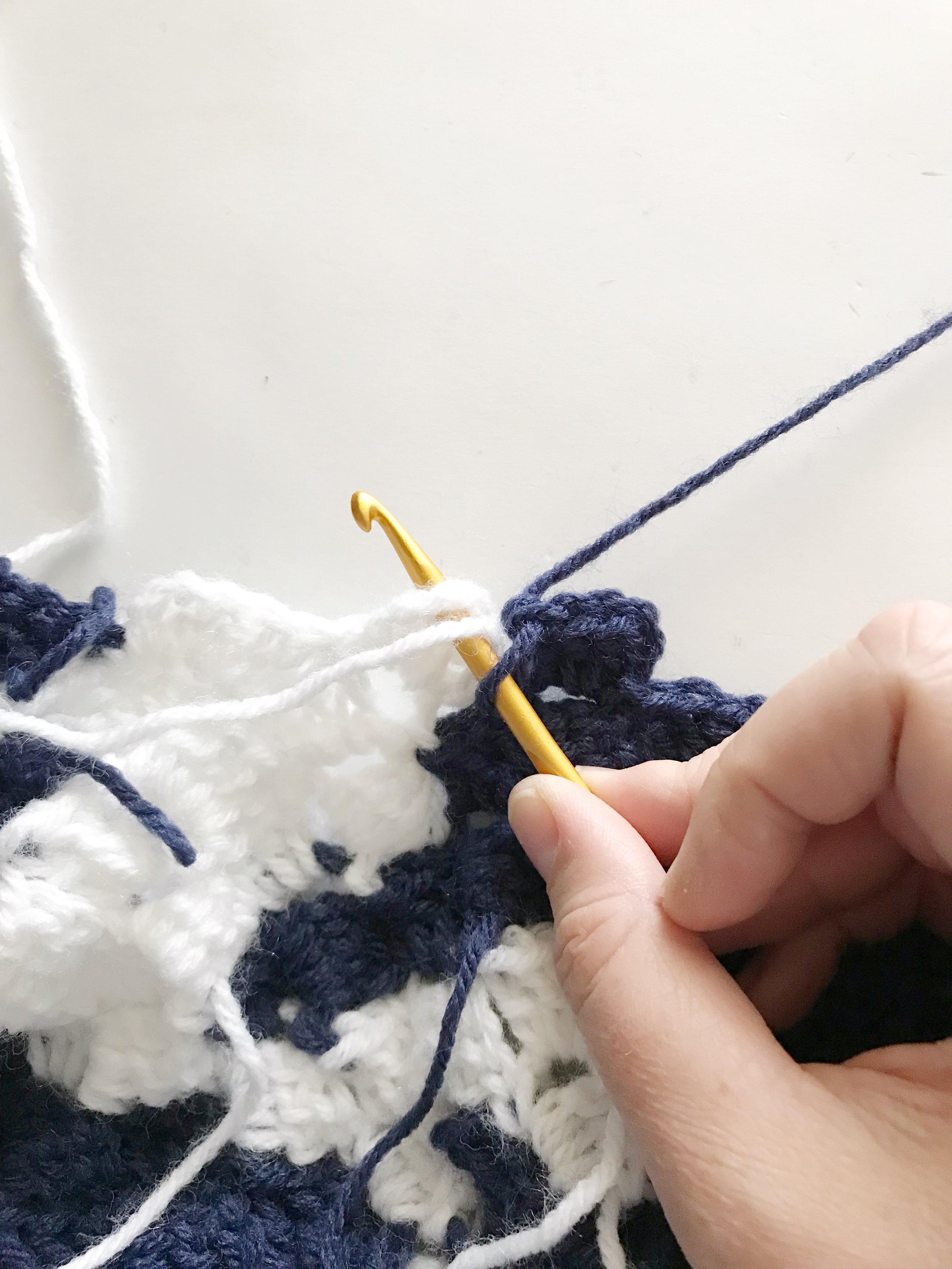 Changing Color in Corner To Corner Crochet — Meghan Makes Do
