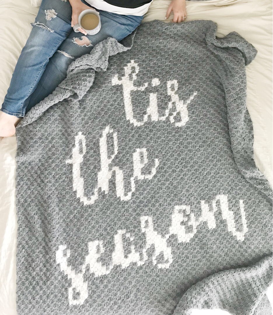 Crochet Pattern-Tis The Season Graphgan