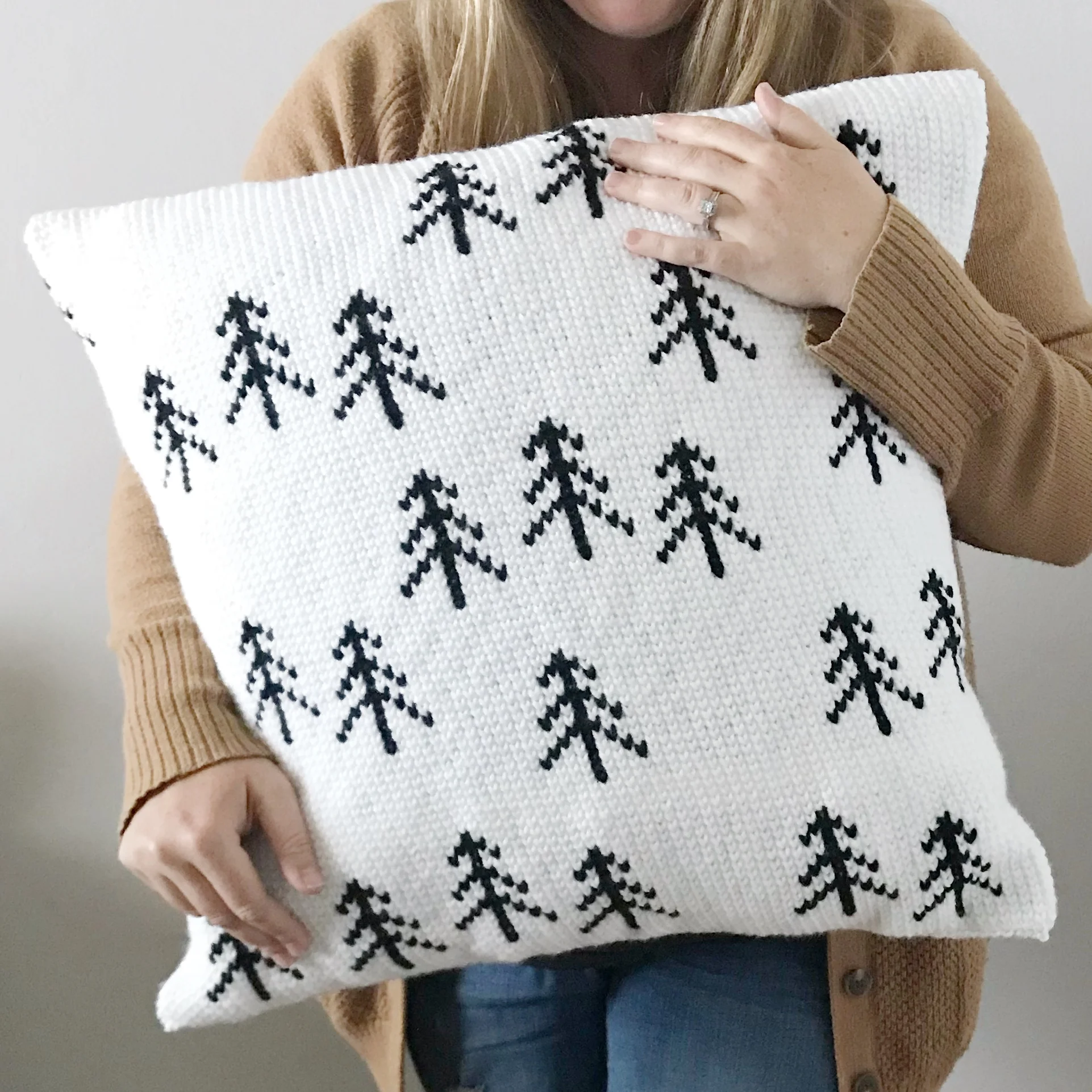 Crochet Pattern- The Nordic Tree Pillow