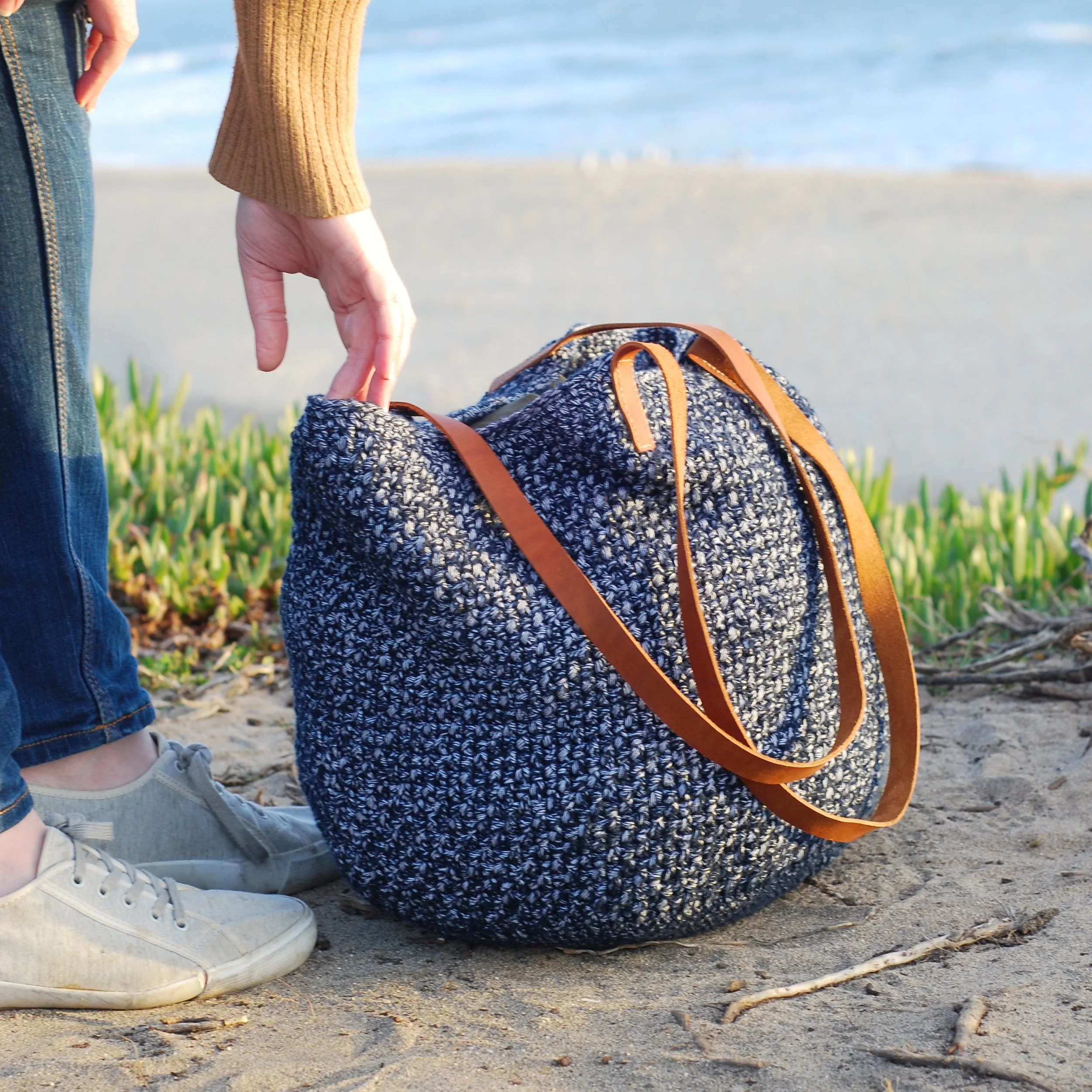 The Delmar Tote-A Stitch Together Crochet Along